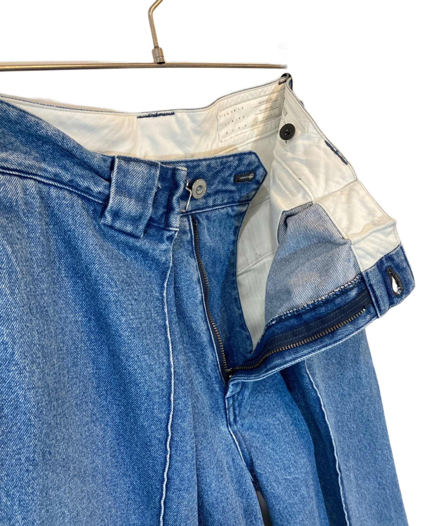 中古・古着通販】KURO (クロ) BIG TUCK DENIM TROUSER インディゴ 
