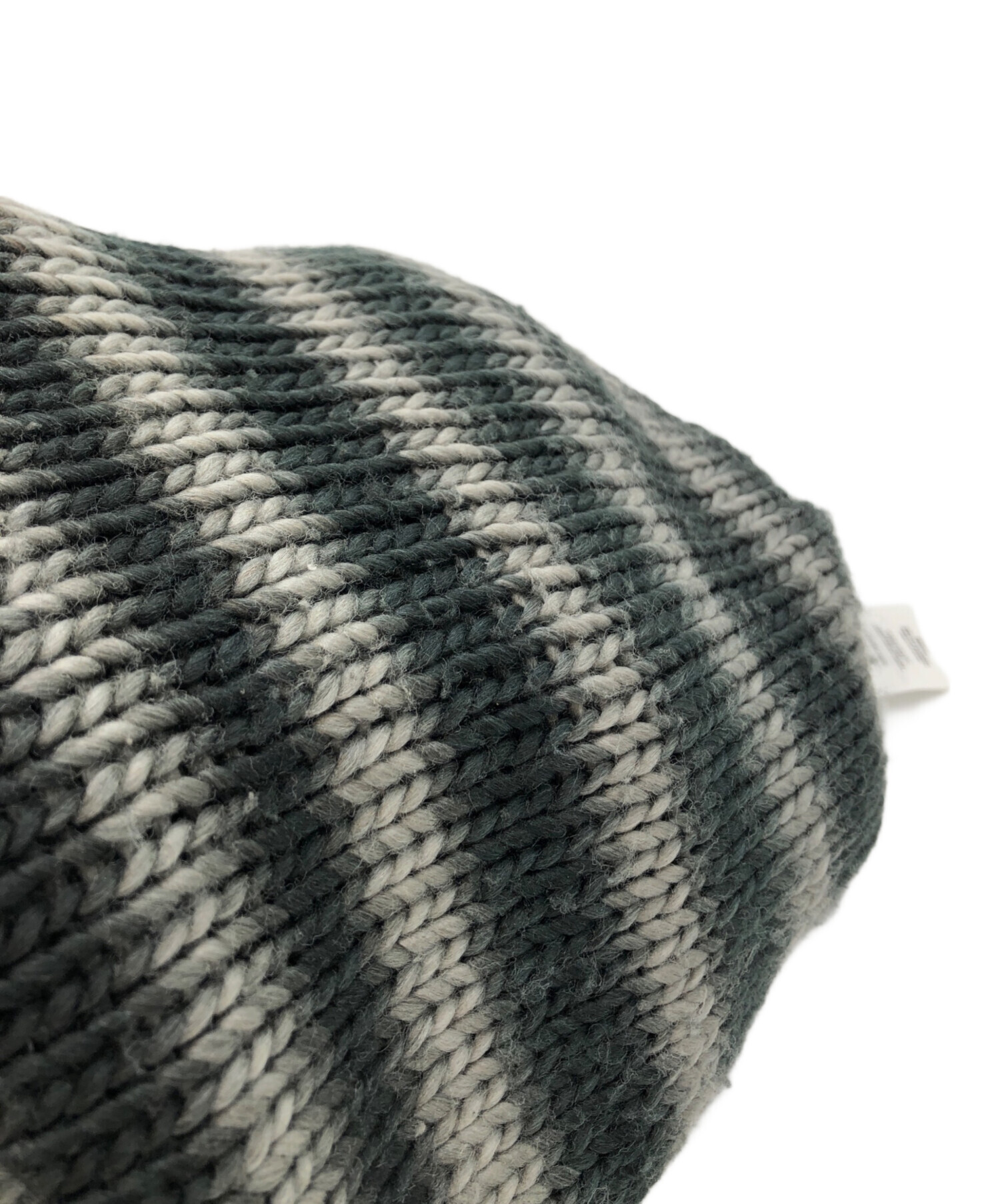 【完売品】Supreme Ombre Stripe Beanie Supreme Ombre Stripe Beanie (FW22) - $44