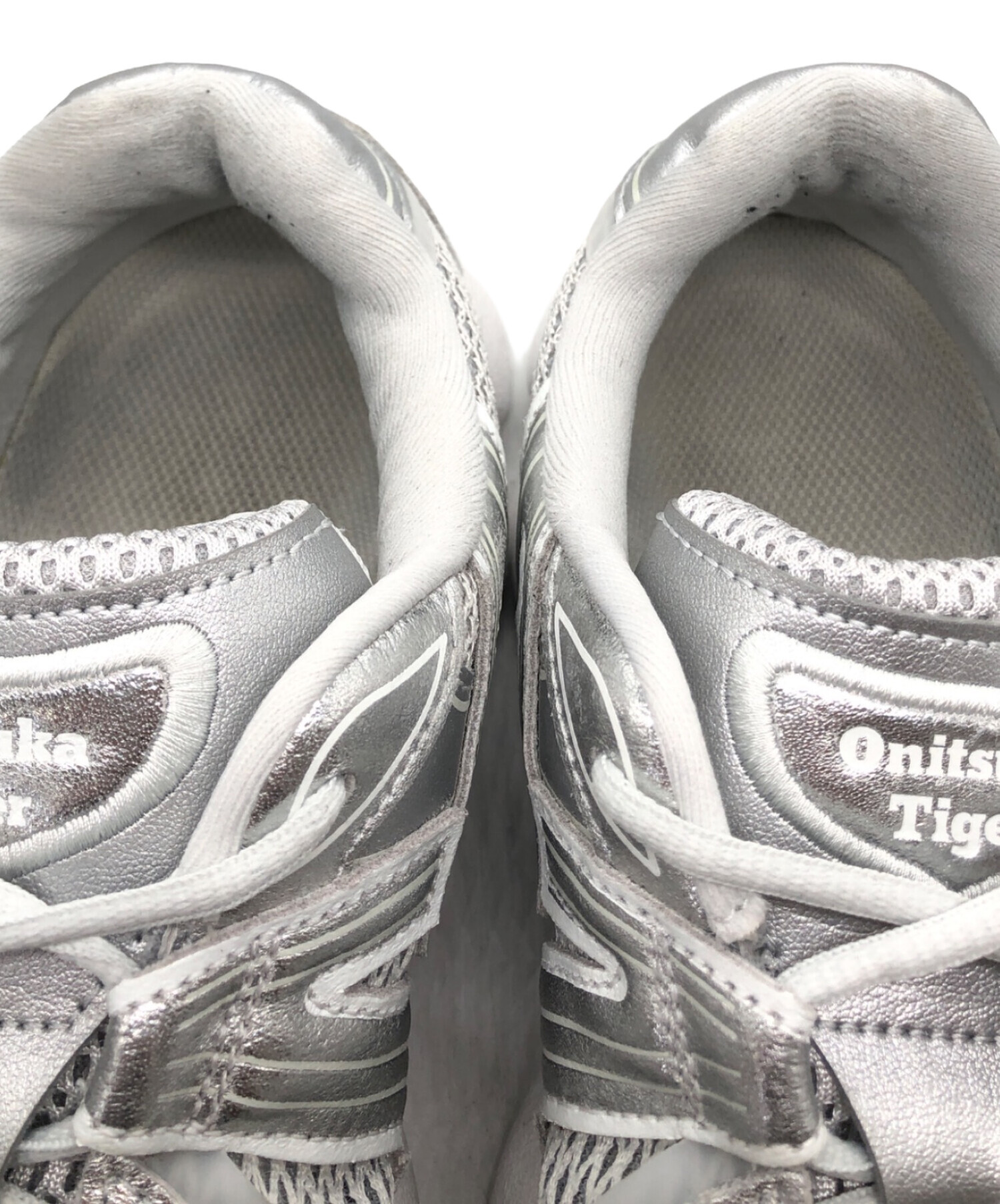 Onitsuka Tiger シルバー スニーカー Amazon.co.jp: オニツカタイガー メキシコ 66, シルバー