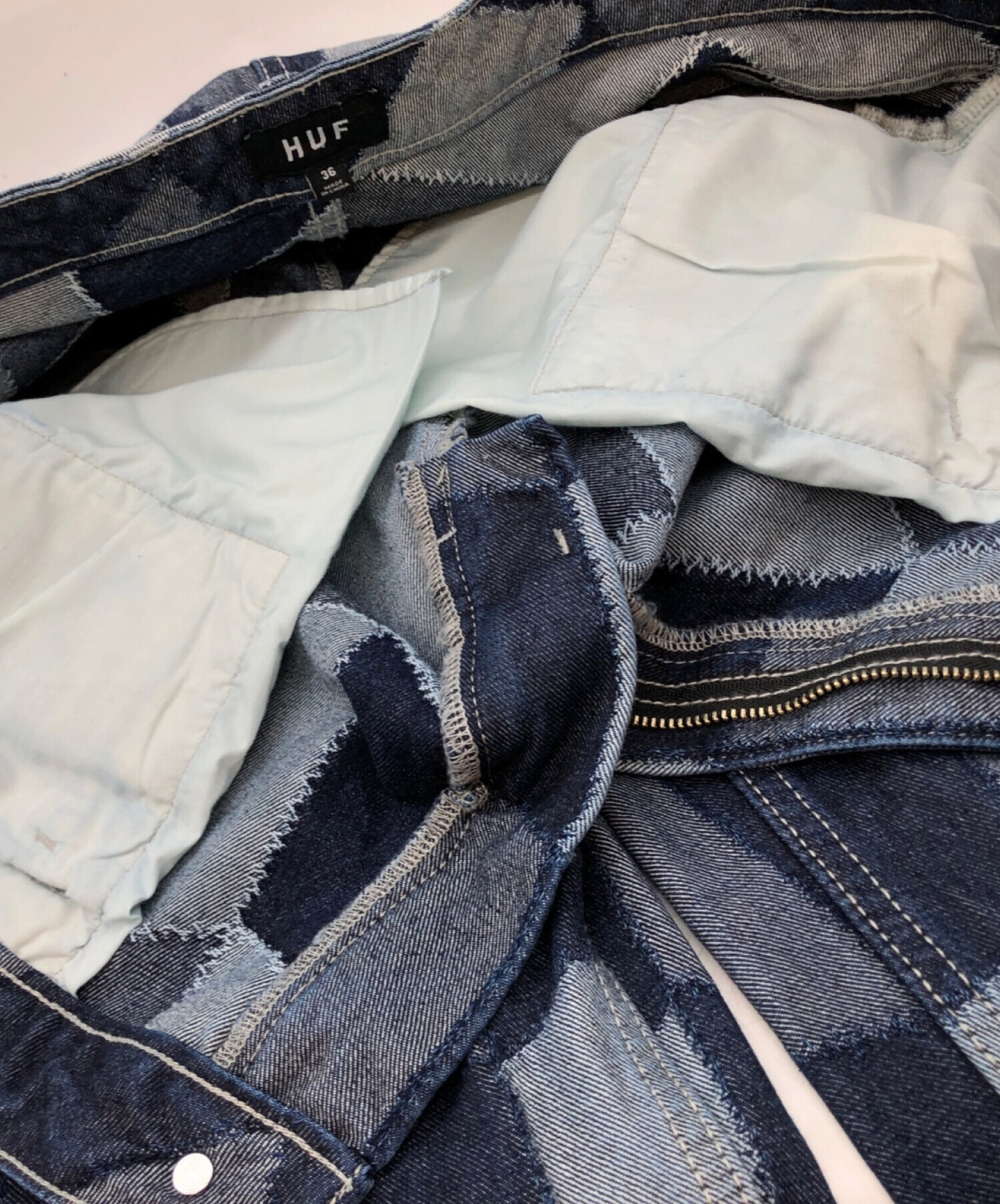 中古・古着通販】HUF (ハフ) パッチワークデニムパンツ インディゴ