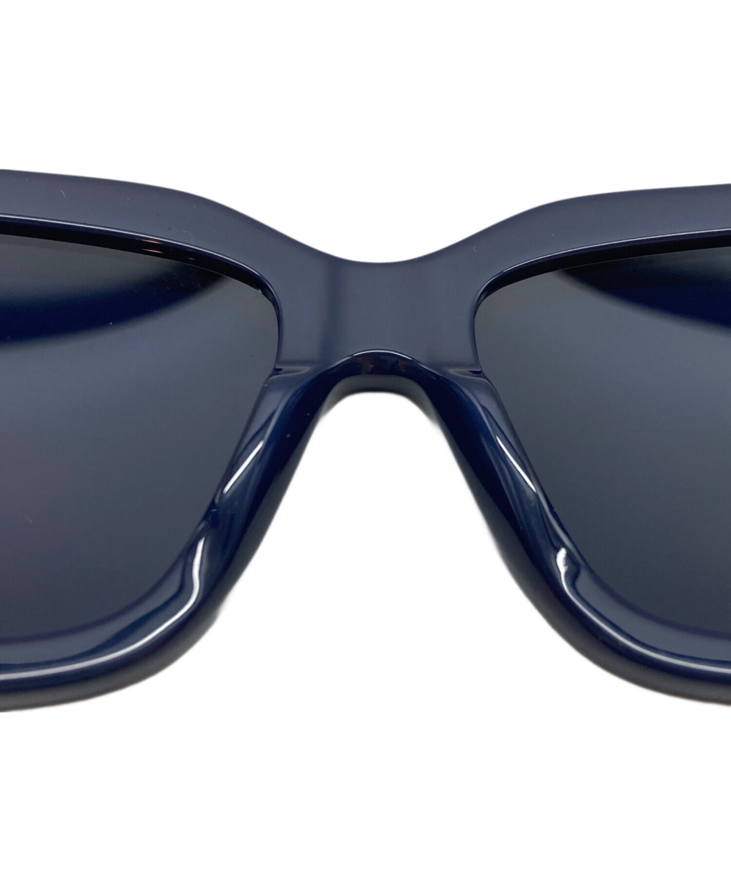 【値下げ中】　Salvatore Ferragamo ブラック サングラス 中古・古着通販】Salvatore Ferragamo (サルヴァトーレ フェラガモ