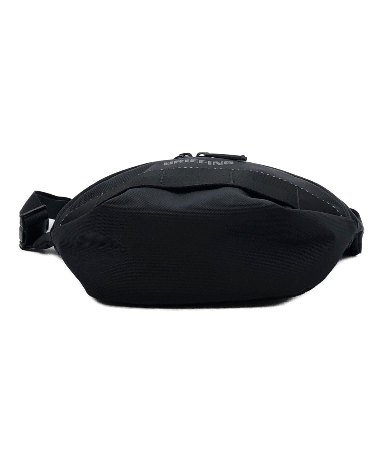 【廃盤品】ブリーフィング] FLIGHTLIGHT FLAP BODY BAG 中古・古着通販】BRIEFING (ブリーフィング) MFC CROSS BODY BAG