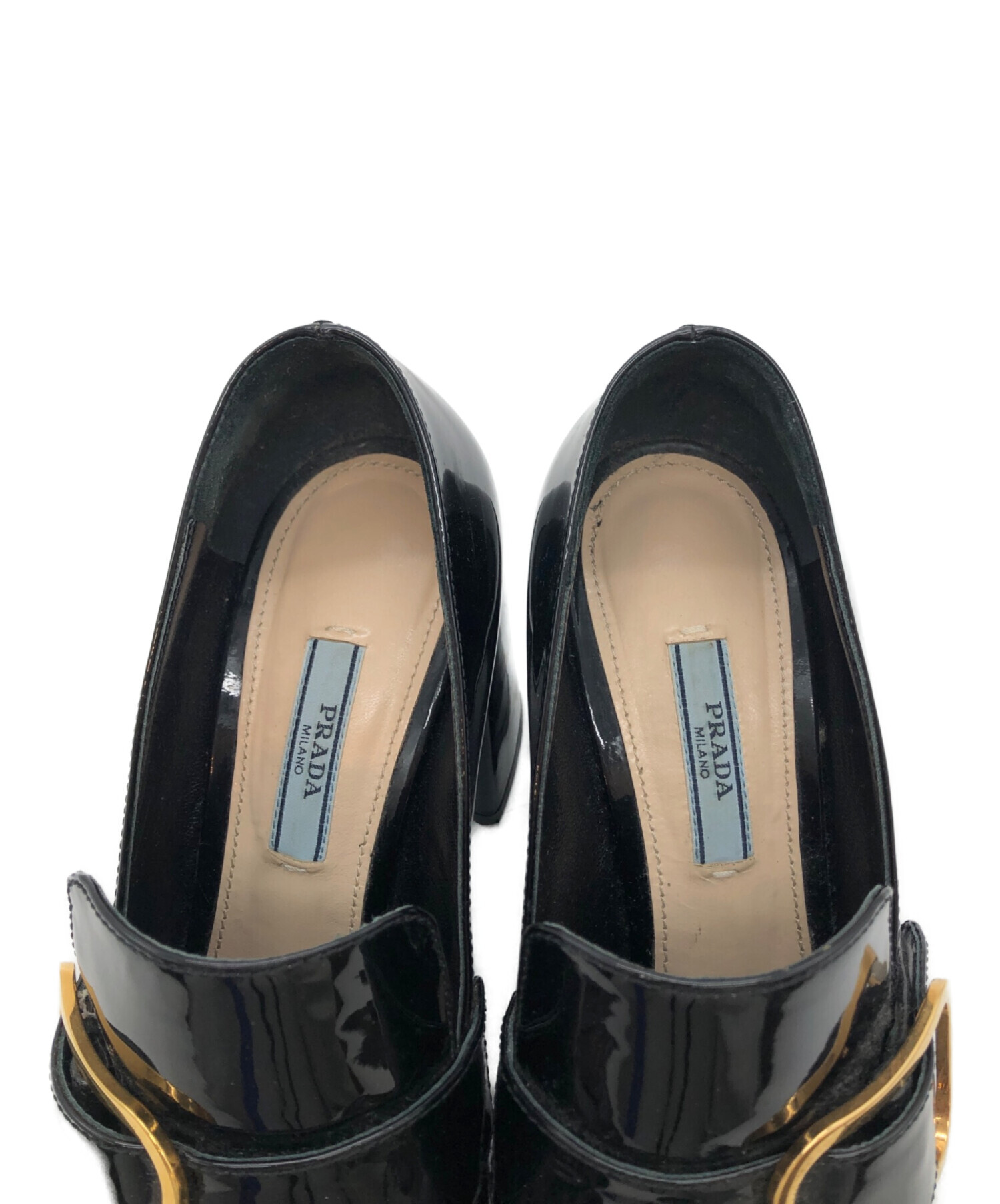 PRADA ブラック エナメル ヒール サイズ38 中古・古着通販】PRADA (プラダ) ヒールパンプス ブラック サイズ:38