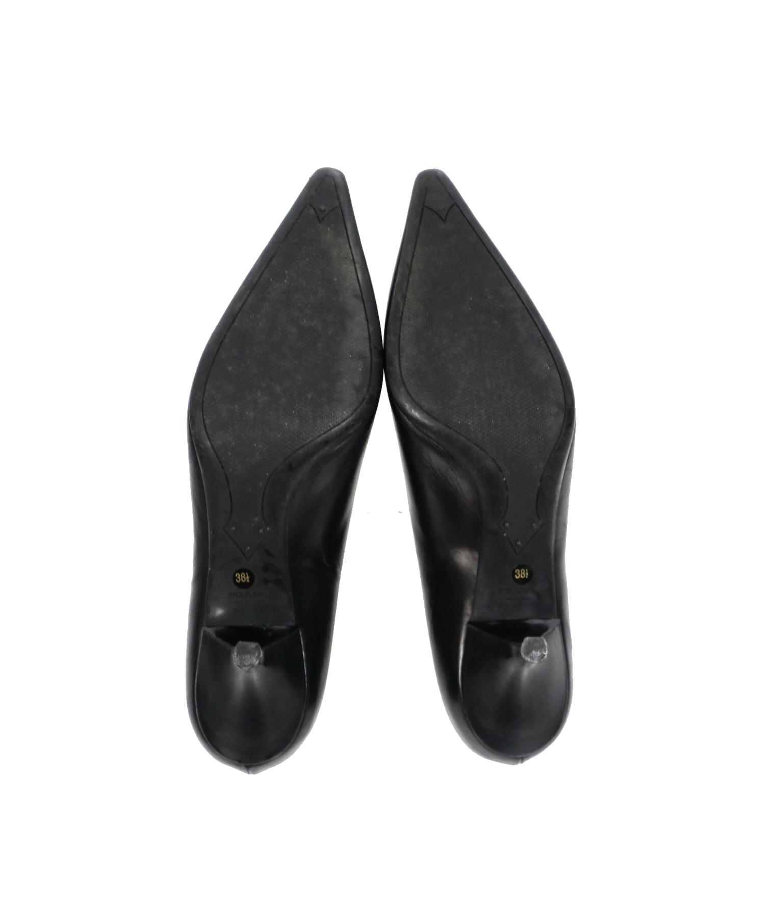 中古・古着通販】PRADA (プラダ) ポインテッドトゥローファーパンプス