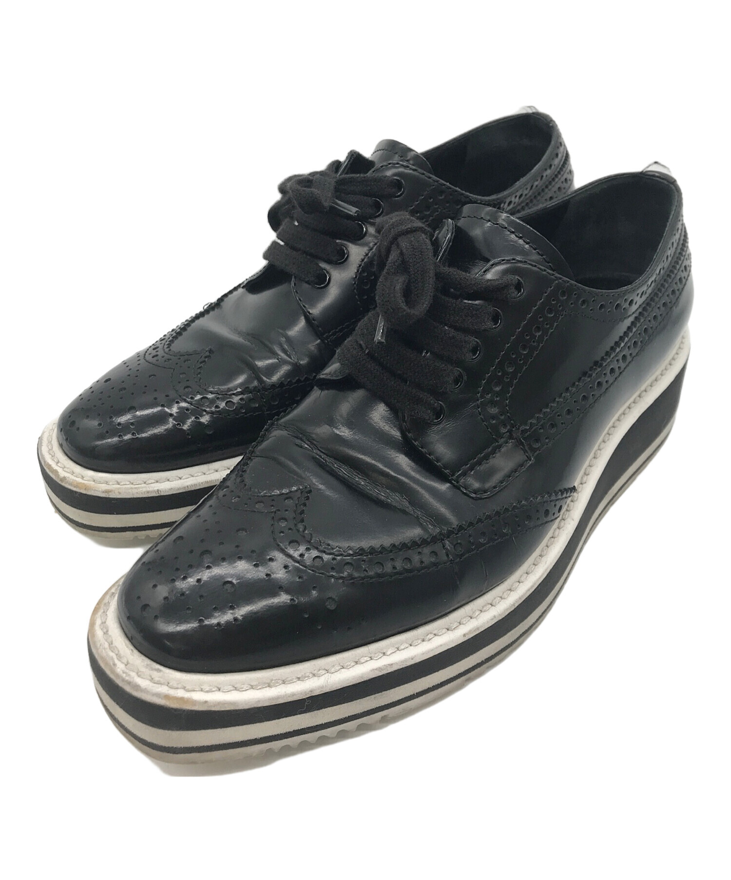 極美品　プラダ ダービー　厚底　レザーシューズ　パテント　ウィングチップ　26 2300043437121_1_600x600_crop_c