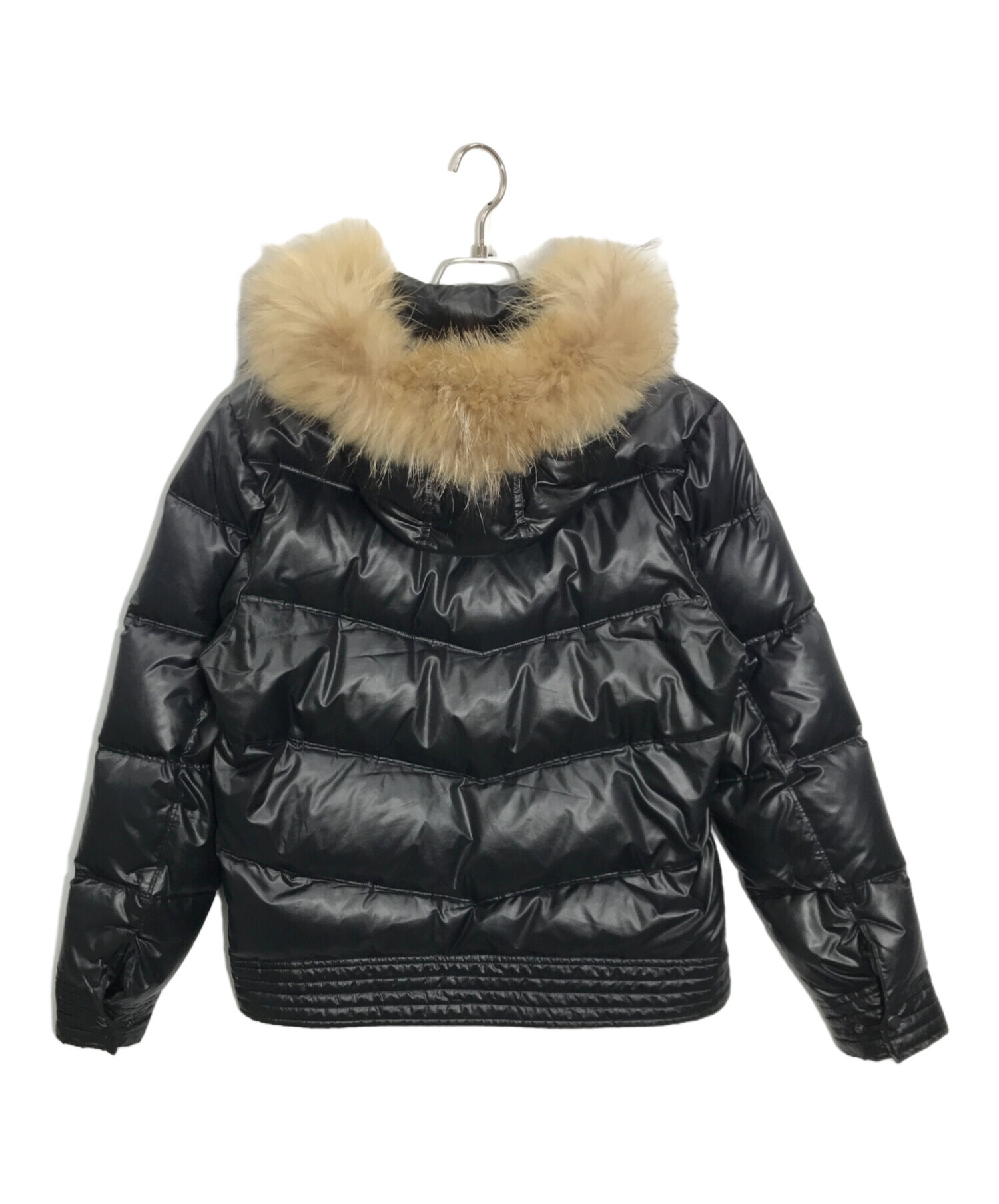 BURBERRY BLUE LABELファー付きダウンジャケット ブラック 中古・古着通販】BURBERRY BLUE LABEL (バーバリーブルー