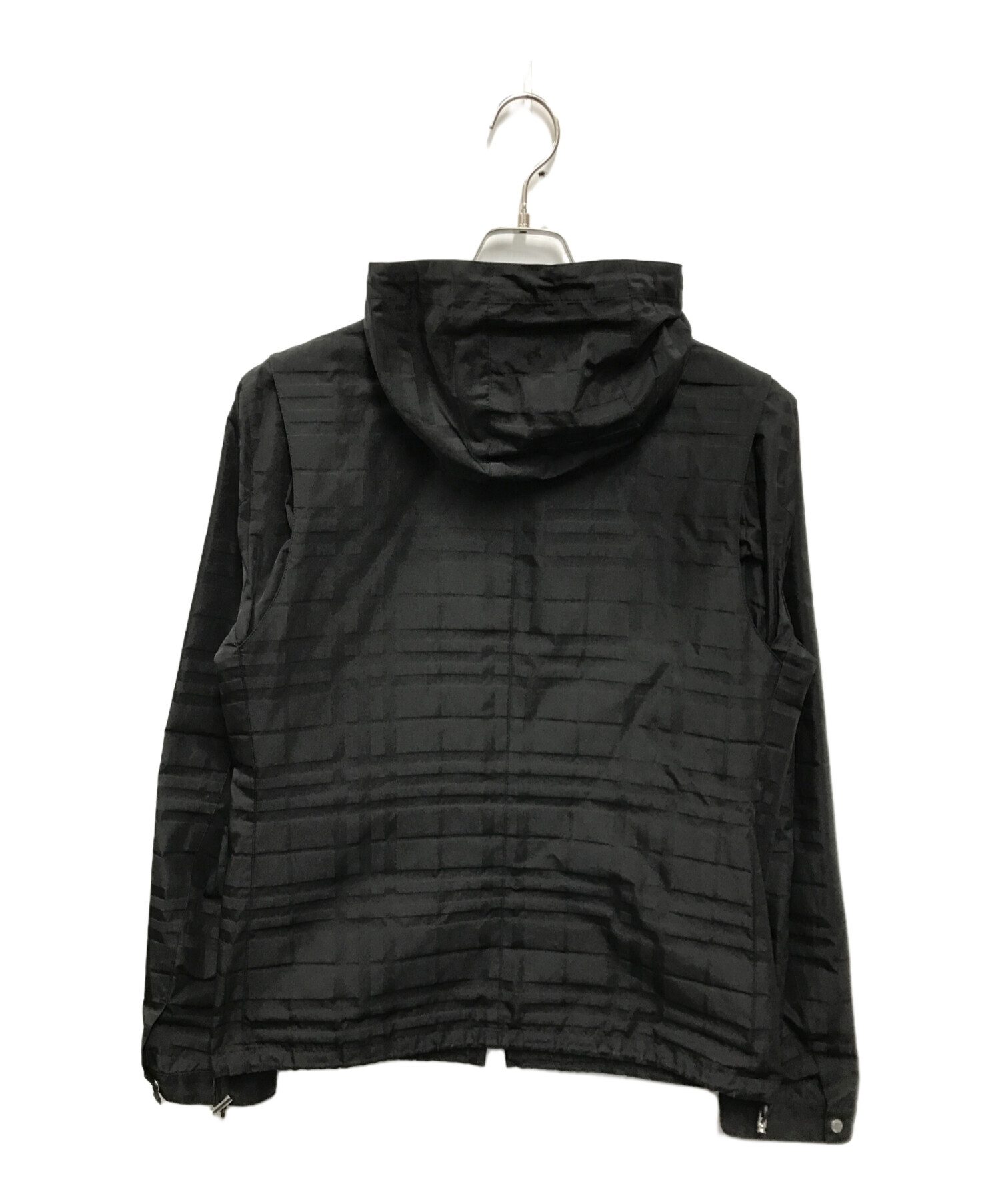 BURBERRY BLACK LABEL マウンテンパーカー ブラック 中古・古着通販】BURBERRY BLACK LABEL (バーバリーブラックレーベル
