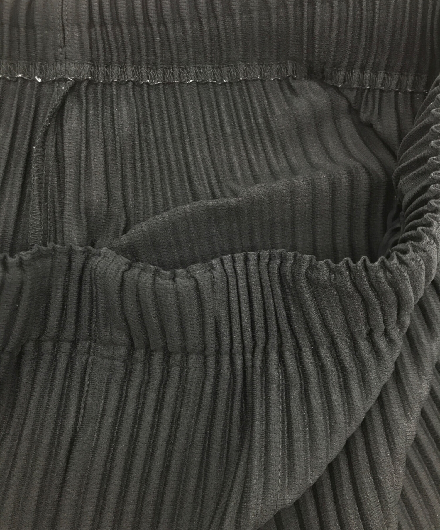 オムプリッセ　イッセイミヤケ　ベーシックパンツ 中古・古着通販】HOMME PLISSE ISSEY MIYAKE (オムプリッセ イッセイ