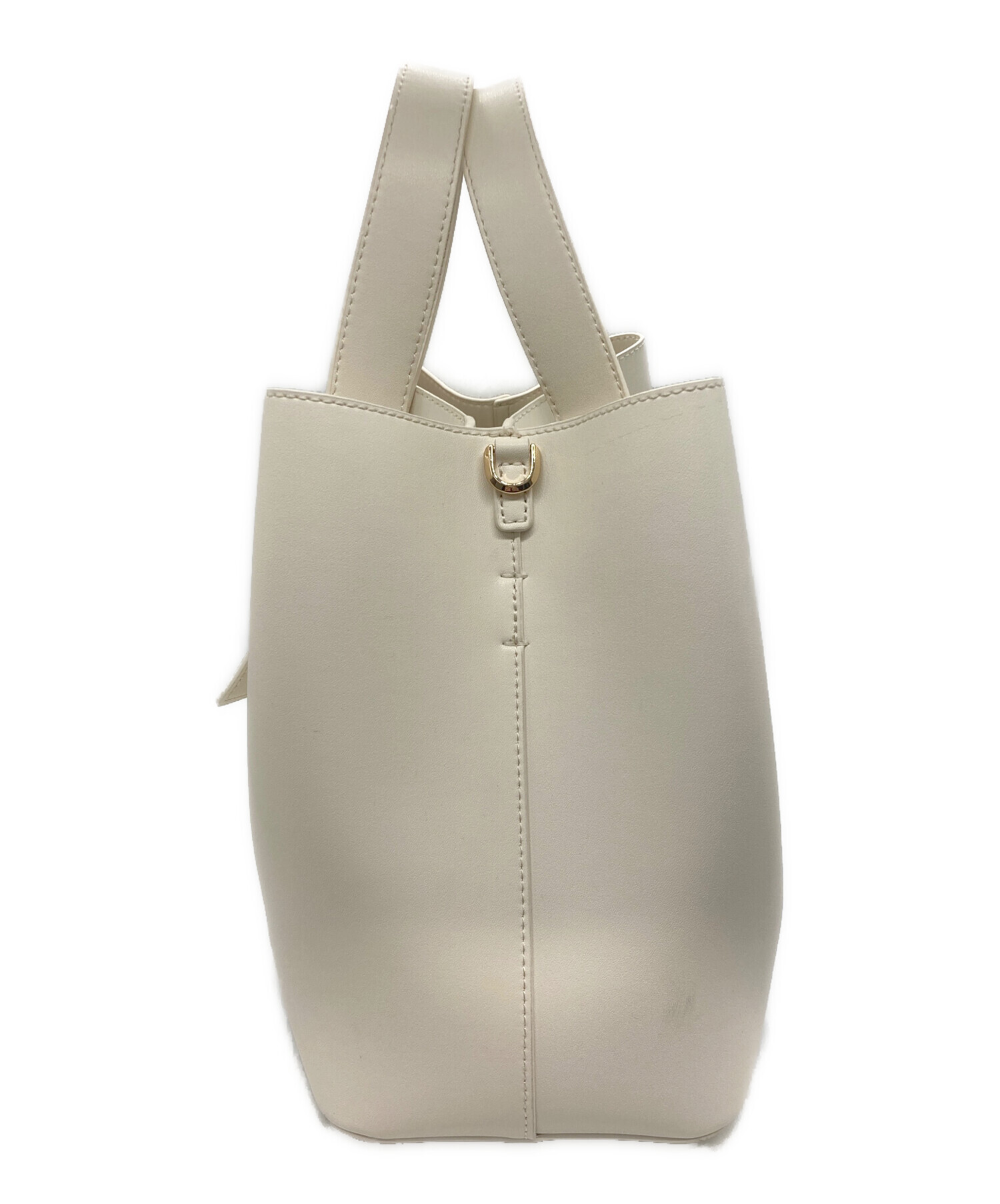 中古・古着通販】CHARLES & KEITH (チャールズ＆キース) シャナイア