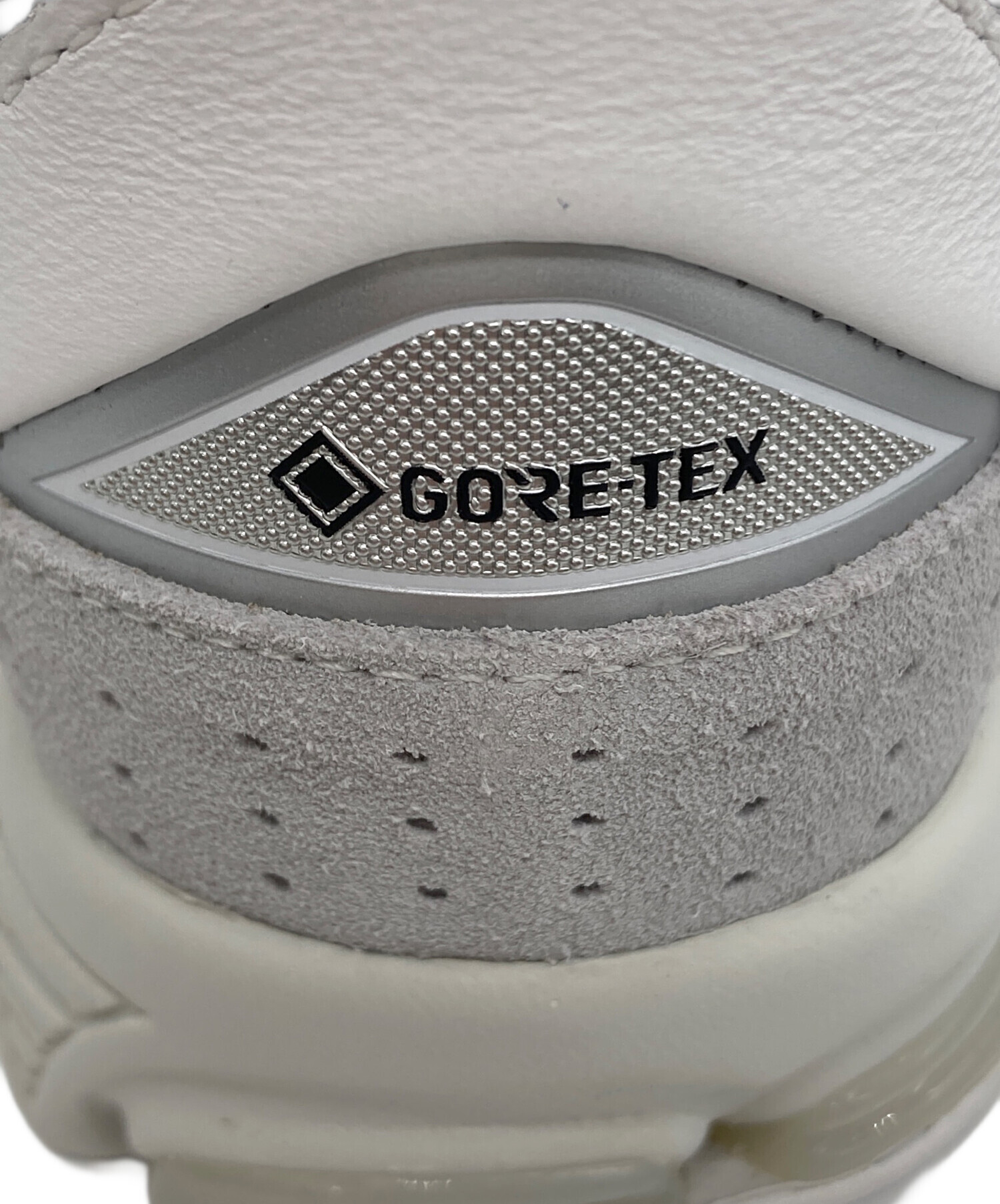 ●NHA レア 中古・古着通販】NEW BALANCE (ニューバランス) 2002R GORE-TEX