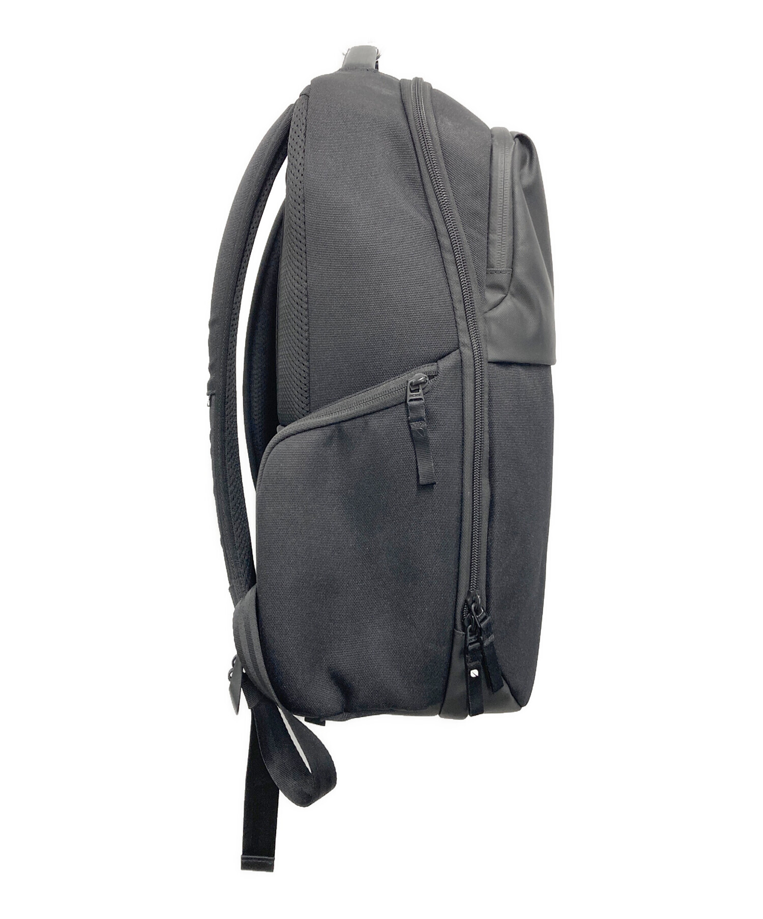 中古・古着通販】Incase (インケース) バックパック ブラック 