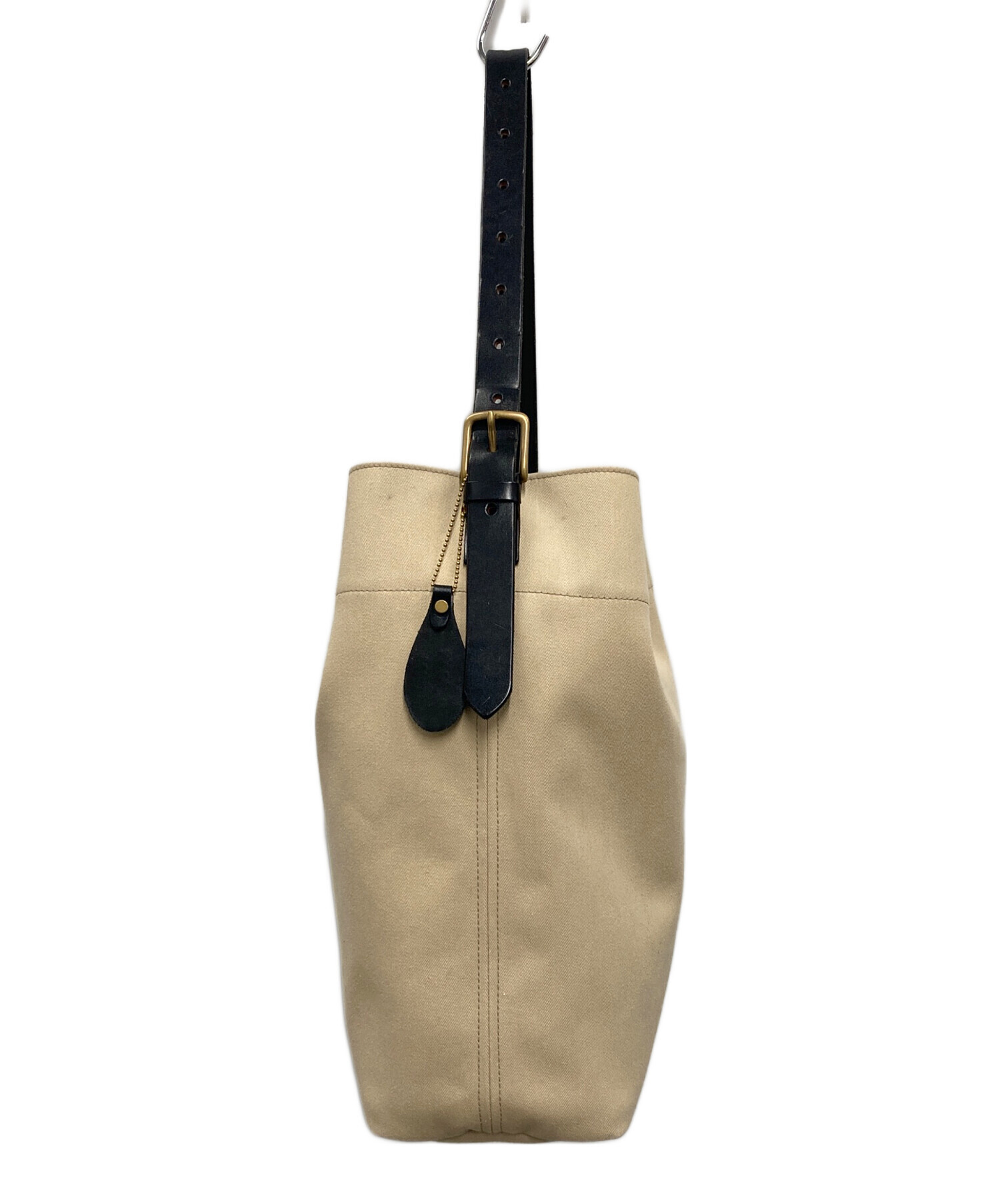 中古・古着通販】Brady (ブレディ) LEVEN Bigワンショルダーバッグ