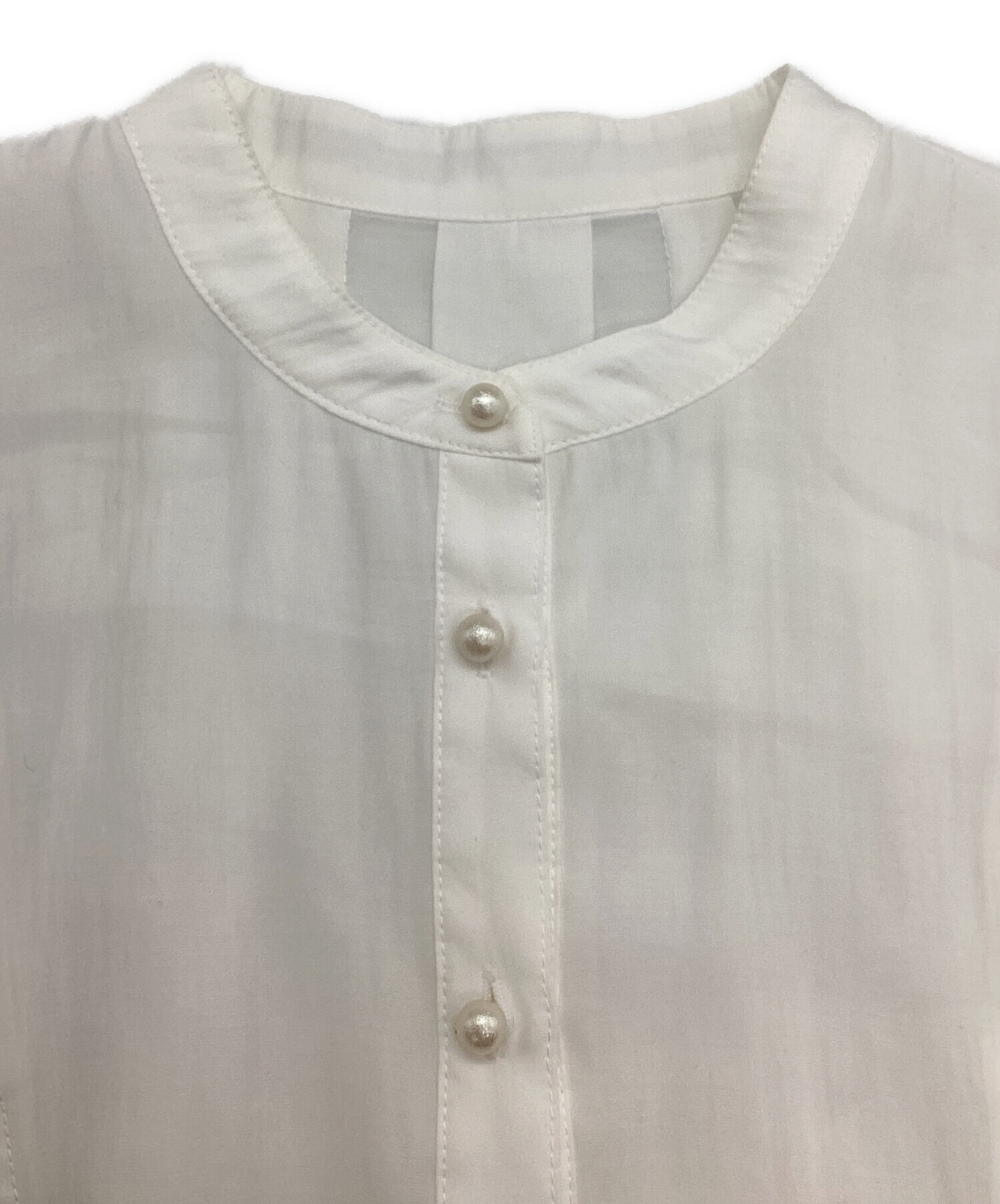 中古・古着通販】BEARDSLEY (ビアズリー) パール釦フレンチブラウス