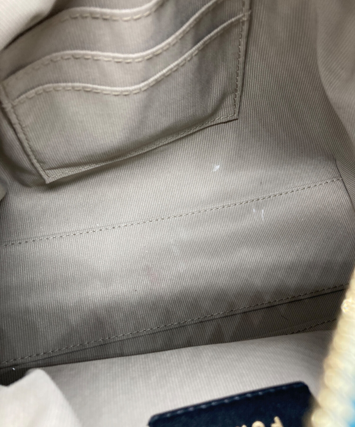 中古・古着通販】FURLA (フルラ) TEIA L CROSSBODYバッグ グリーン 