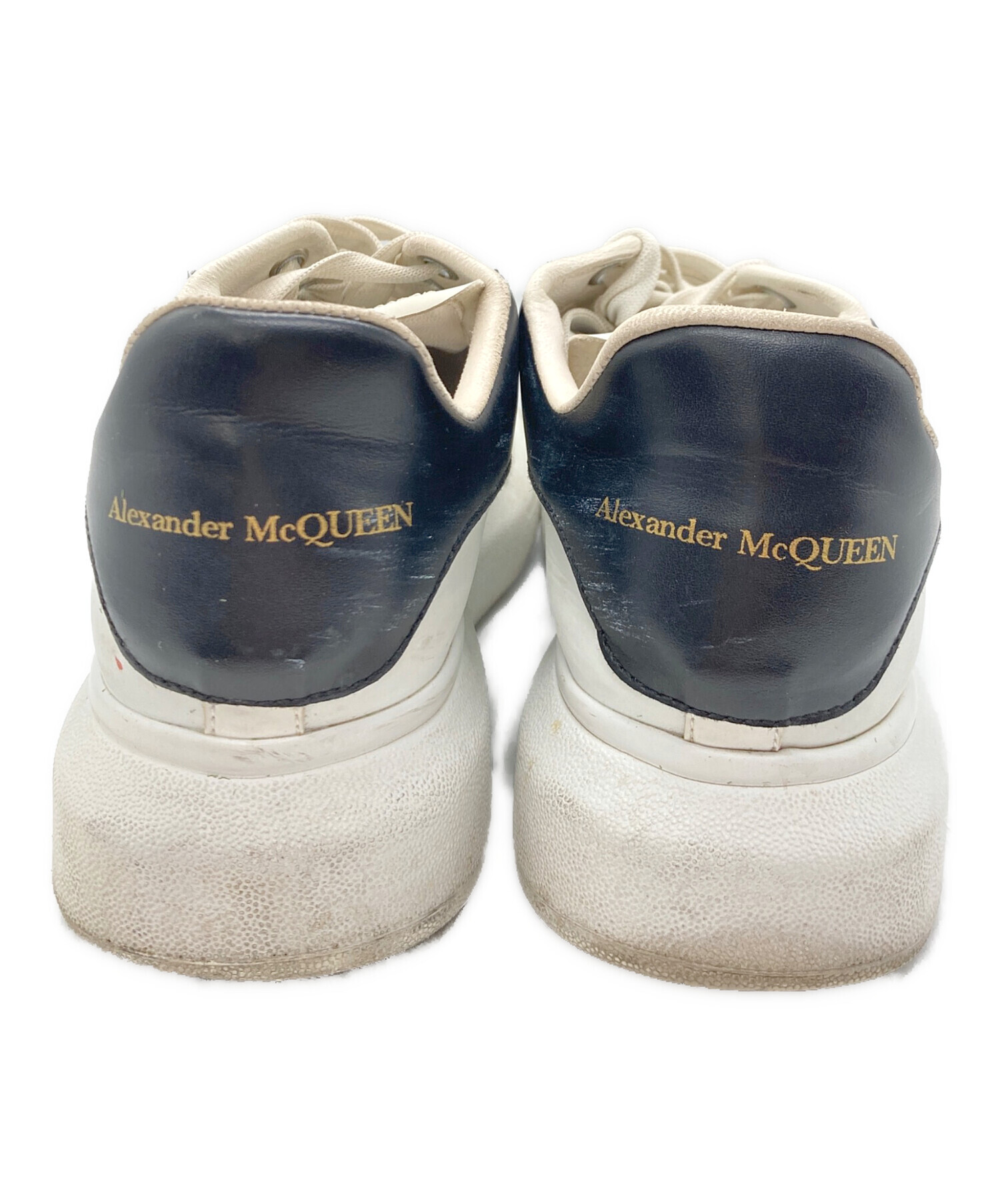 Alexander McQueen アレキサンダーマックイーン スエードパンプス アレキサンダー・マックイーン“パンク”が着想のパンプス新作、フラット