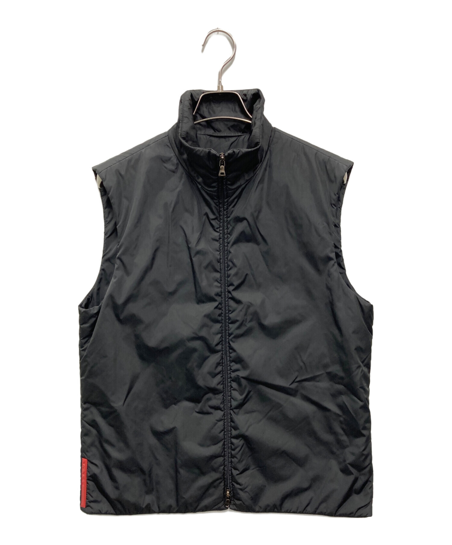 PRADA SPORT 中綿 ハイネック ナイロンベスト 中古・古着通販】PRADA SPORTS (プラダスポーツ) 中綿ベスト ブラック