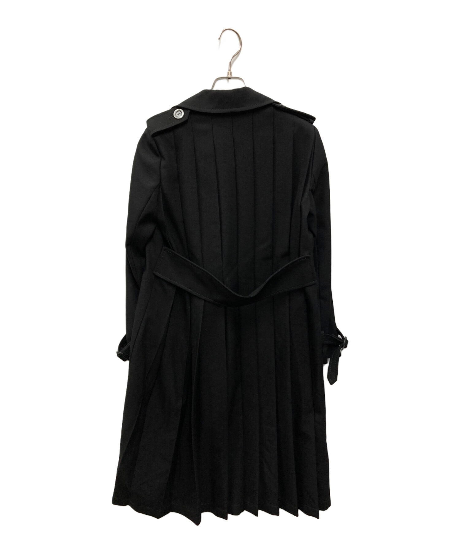 GUCCI ブラック トレンチコート 中古・古着通販】GUCCI (グッチ) プリーツ トレンチコート ブラック