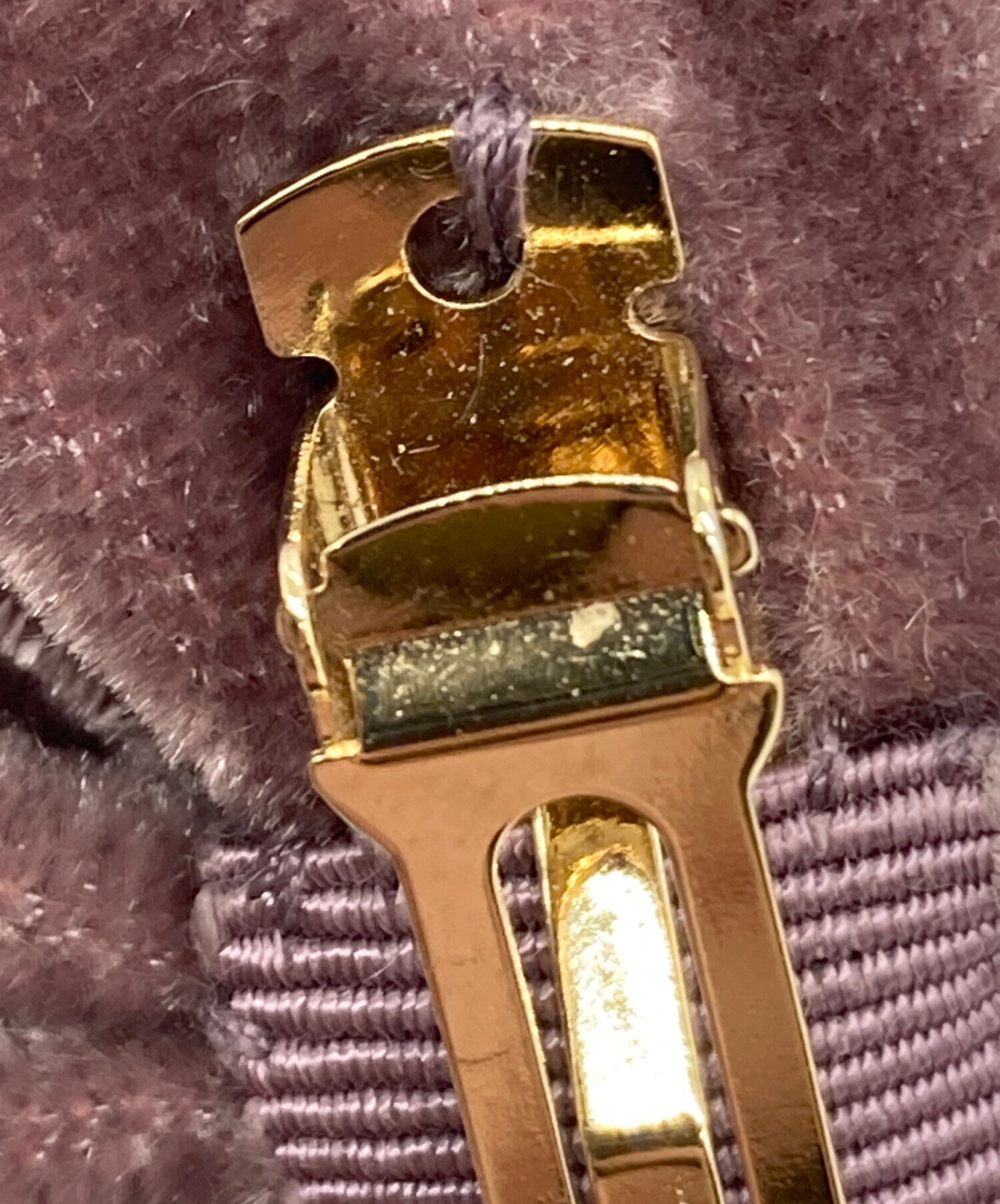 中古・古着通販】PRADA (プラダ) ベルベット ヘアクリップ ピンク
