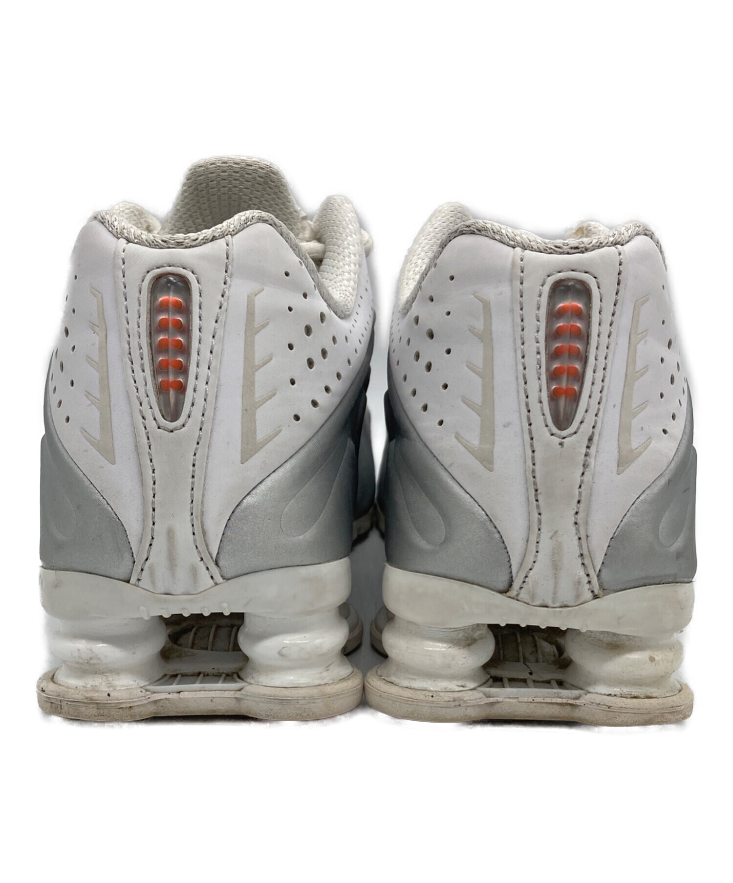 中古・古着通販】NIKE (ナイキ) SHOX R4 ホワイト×シルバー サイズ 