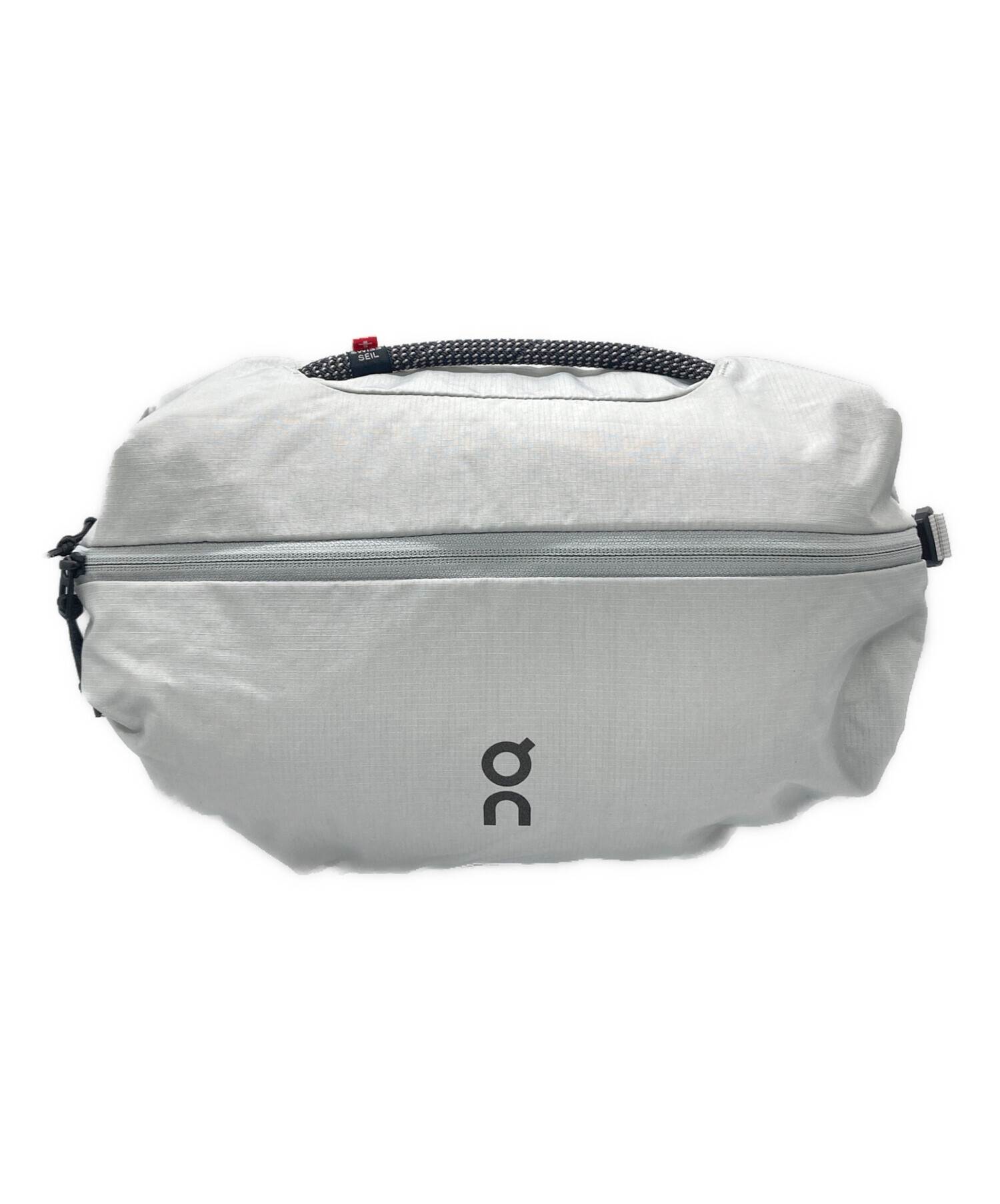 中古・古着通販】On (オン) Sling Pack 9L グレー｜ブランド・古着通販