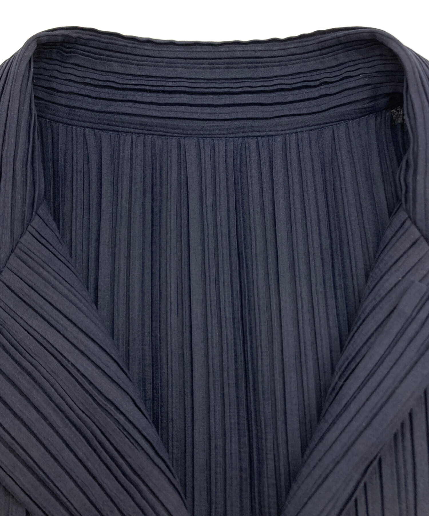 中古・古着通販】ISSEY MIYAKE (イッセイミヤケ) プリーツシャツ