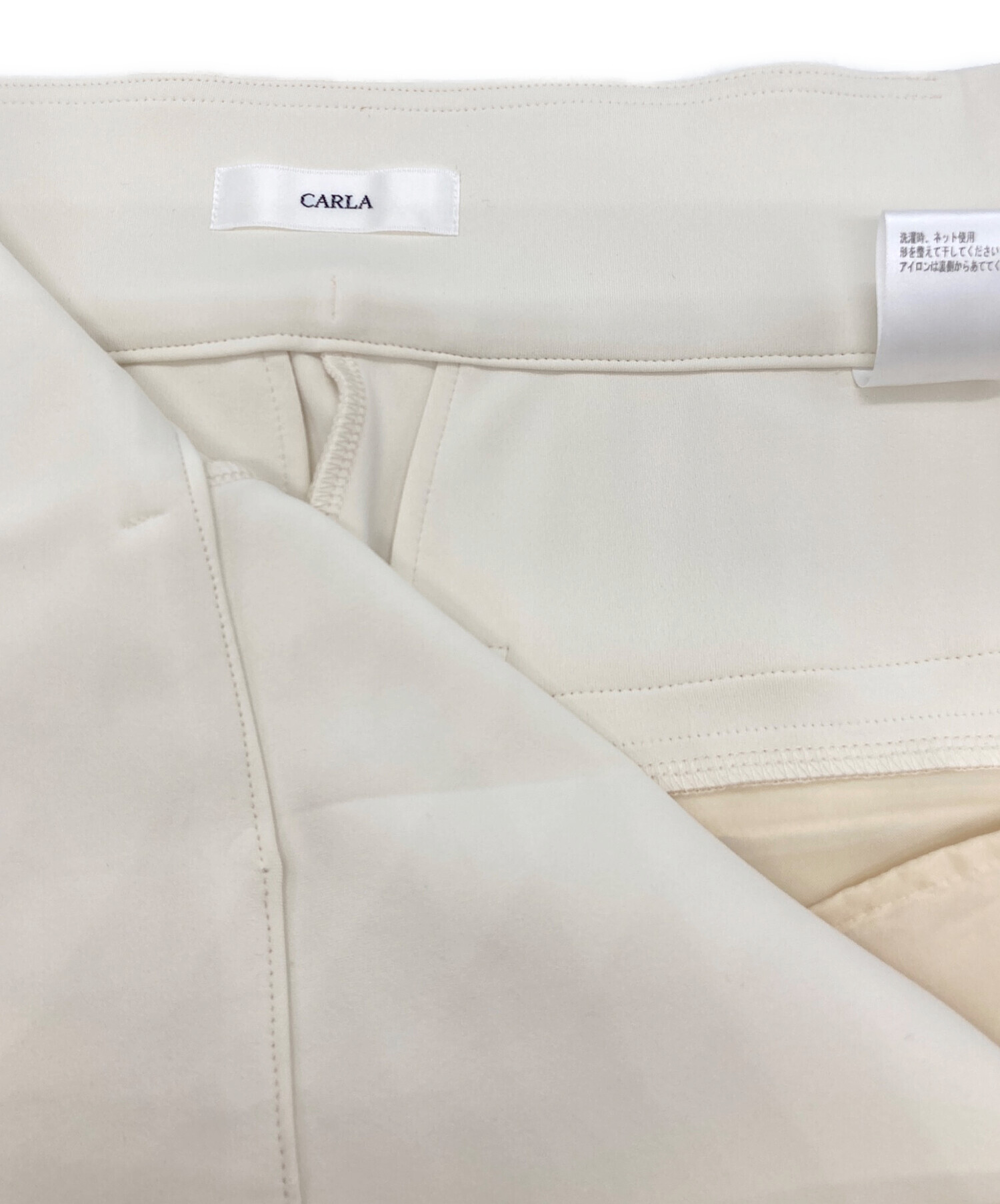 CARLA カーラ ビラク パンツ 中古・古着通販】CARLA (カーラ) ビラクパンツ アイボリー サイズ:1