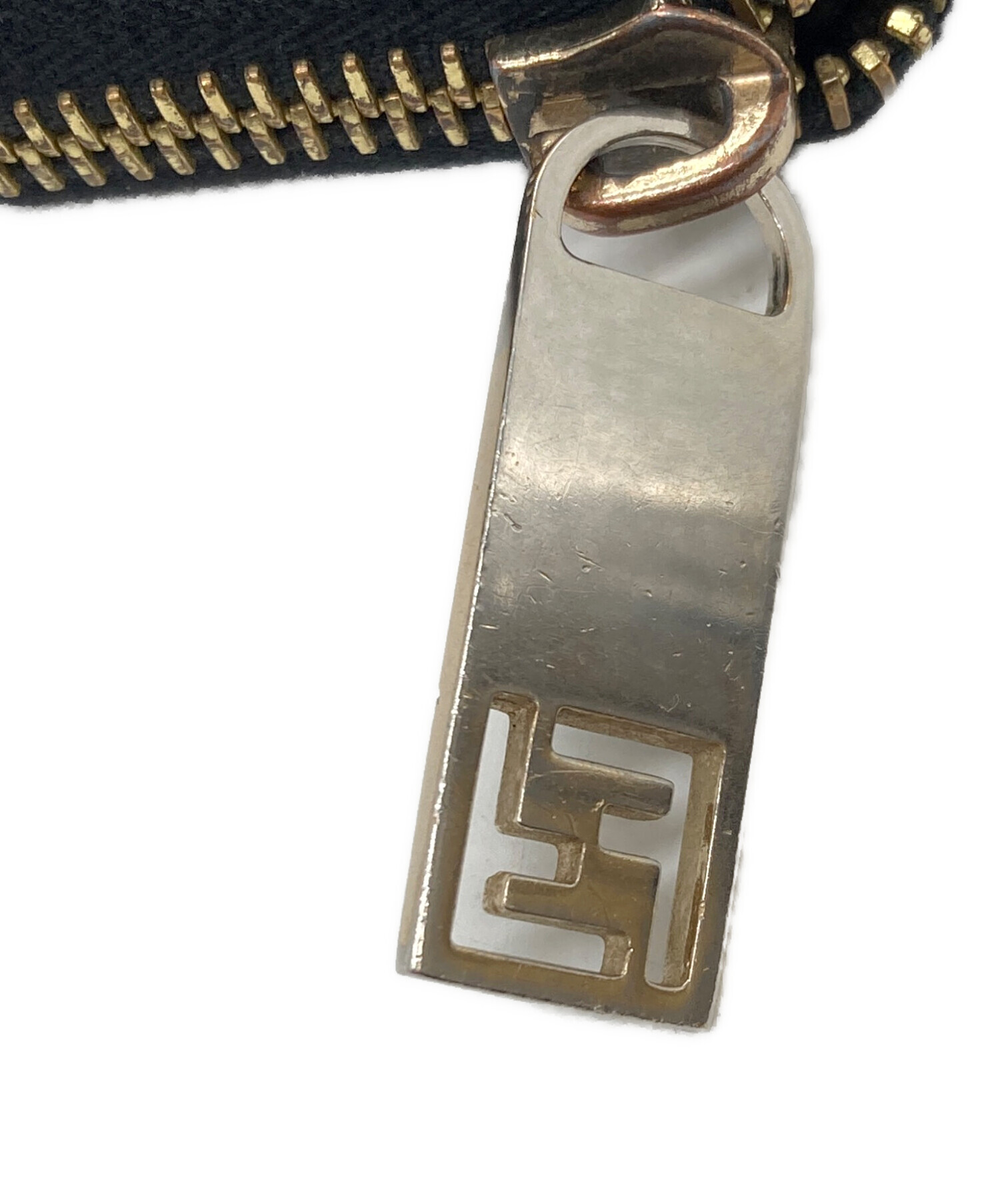 中古・古着通販】FENDI (フェンディ) ズッカラウンドファスナー