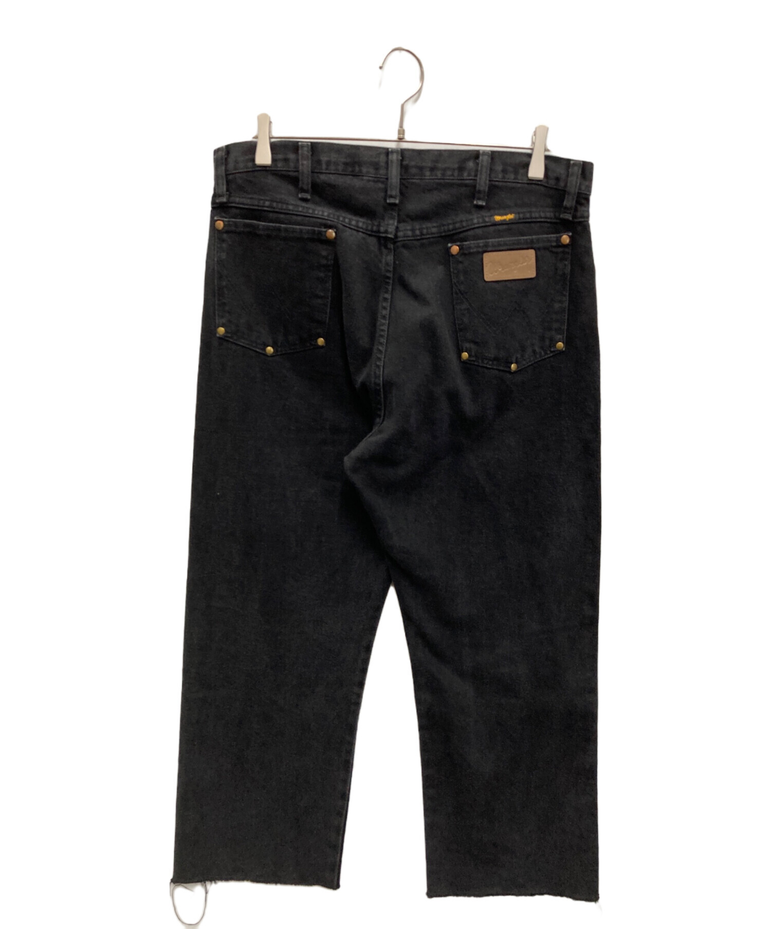 中古・古着通販】Wrangler (ラングラー) スタッズ加工デニムパンツ