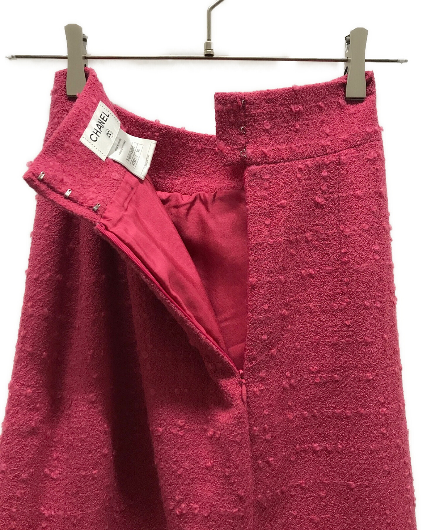 中古・古着通販】CHANEL (シャネル) カメリアブローチ付きツイード