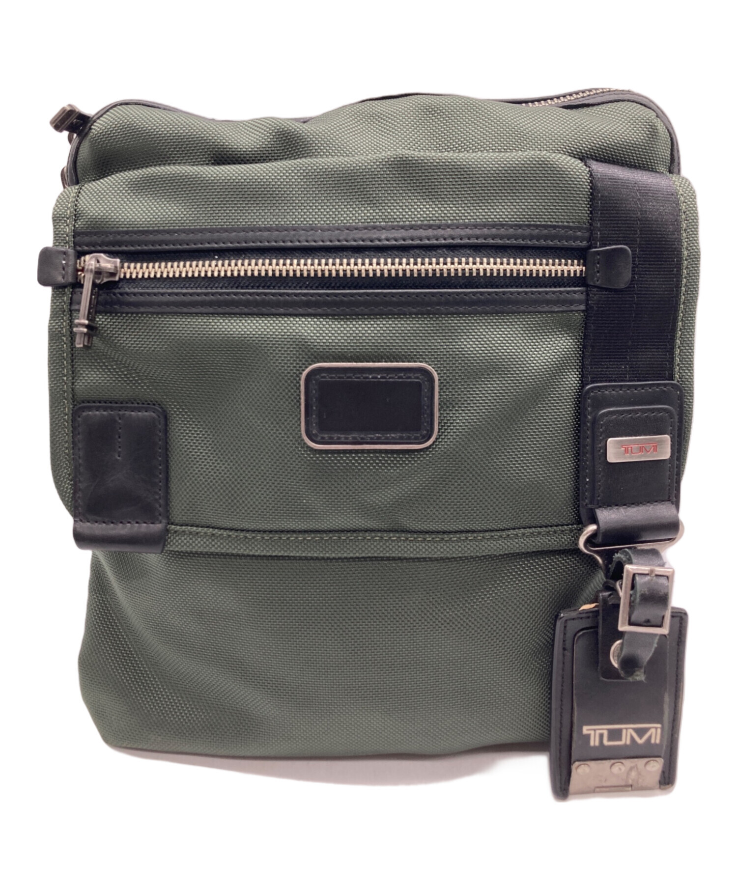 TUMI オリーブ ショルダーバッグ 中古・古着通販】TUMI (トゥミ) ショルダーバッグ オリーブ