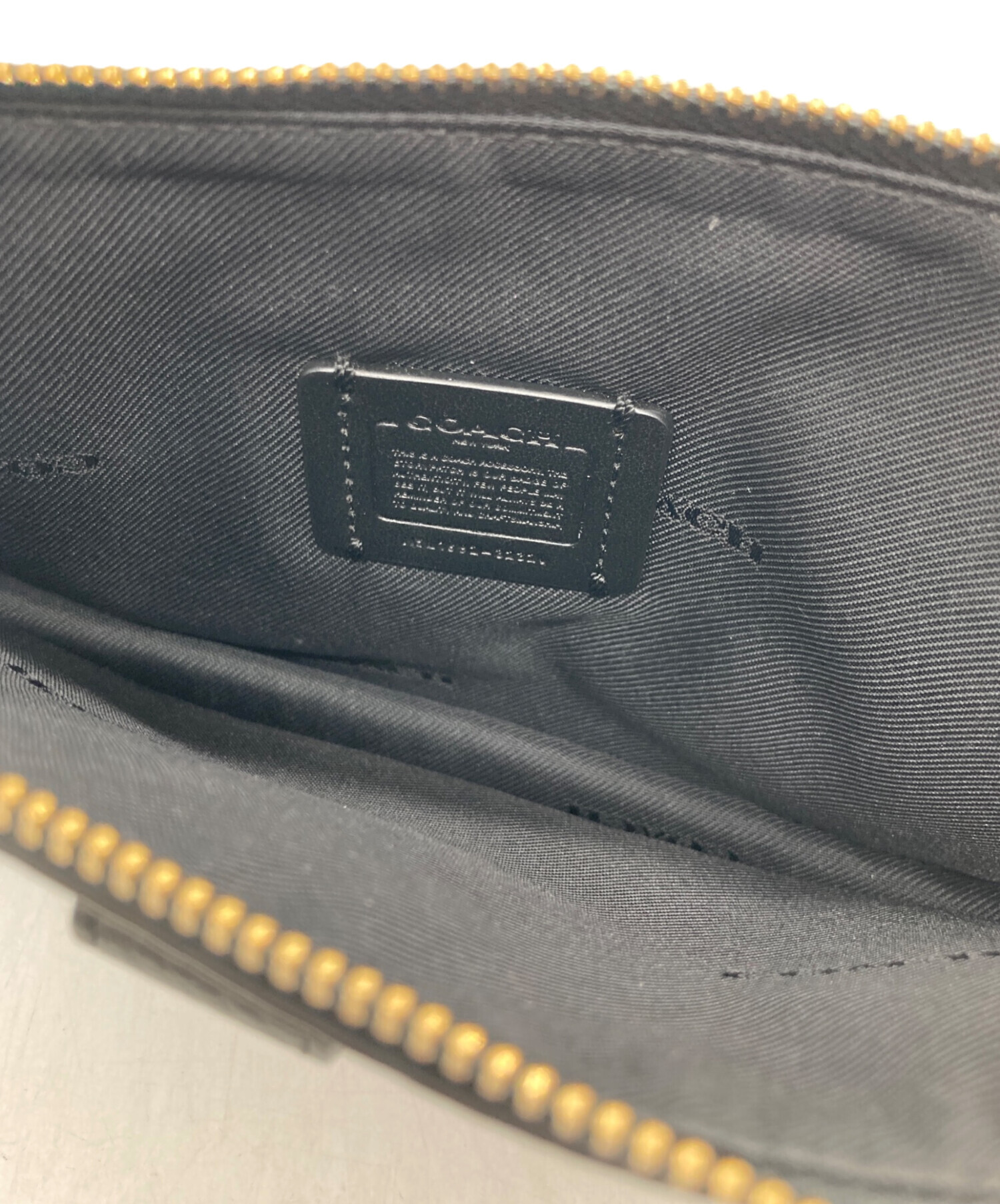 中古・古着通販】COACH (コーチ) ミニショルダーバッグ ブラック