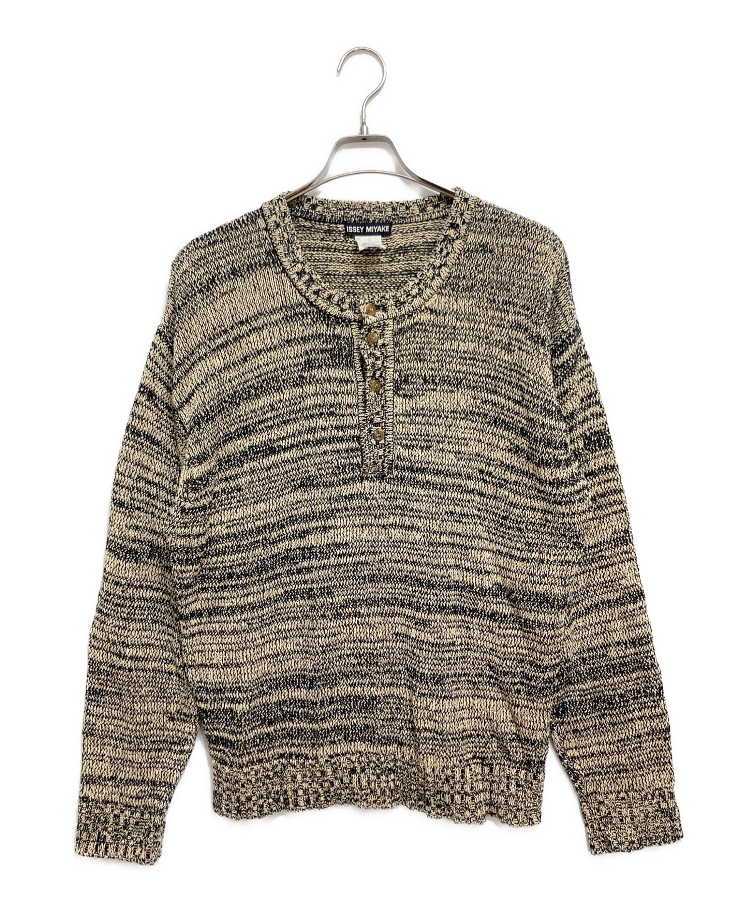中古・古着通販】ISSEY MIYAKE (イッセイミヤケ) ニット ブラウン 