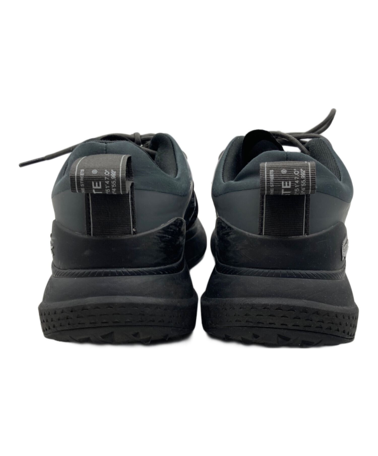 LACOSTE ラコステ ブラック スニーカー スウェード ナイロン 中古・古着通販】LACOSTE (ラコステ) スニーカー ブラック