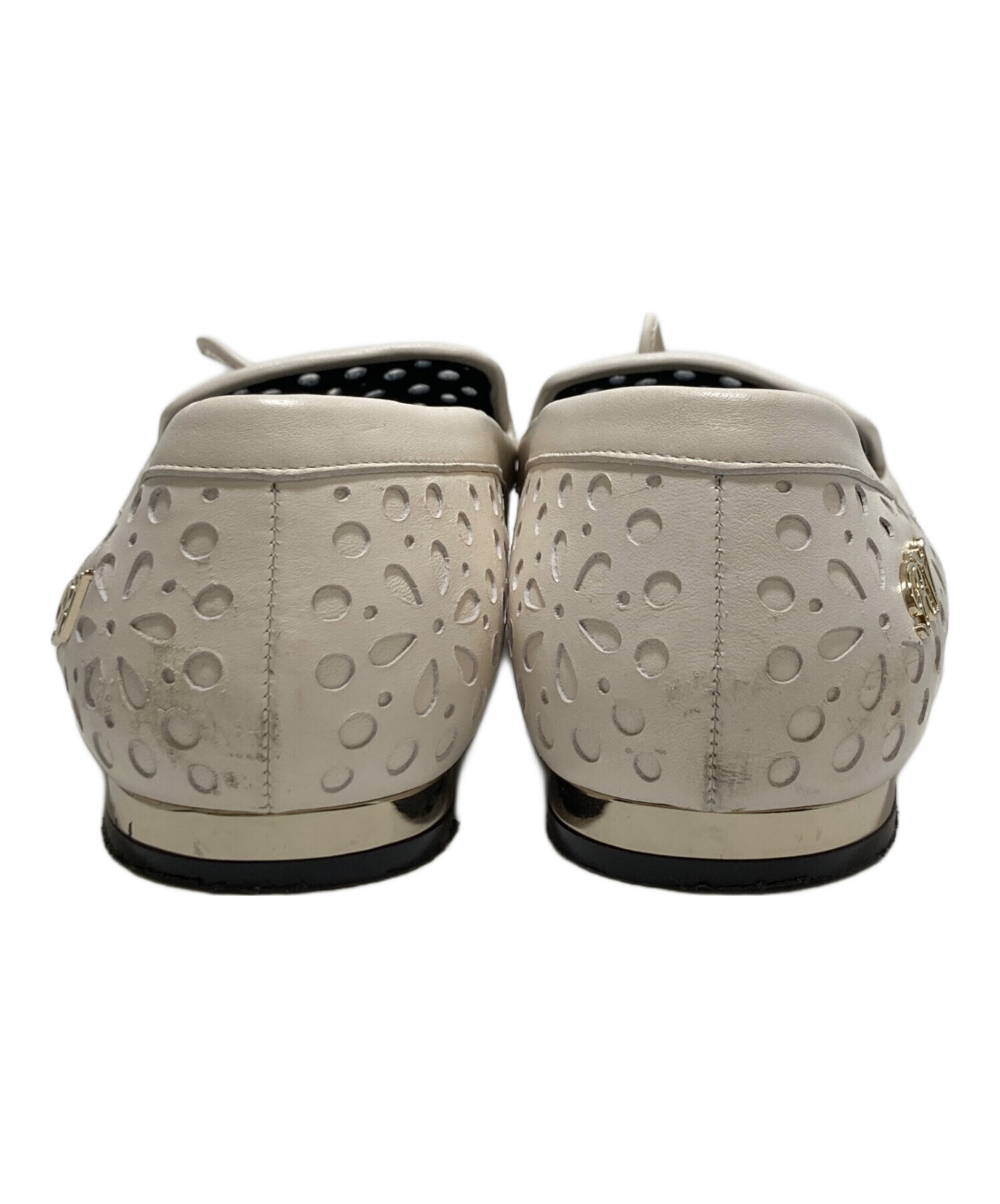 中古・古着通販】Roger Vivier (ロジェ ヴィヴィエ) パンプス 中古・古着通販】Roger Vivier (ロジェ ヴィヴィエ) パンプス