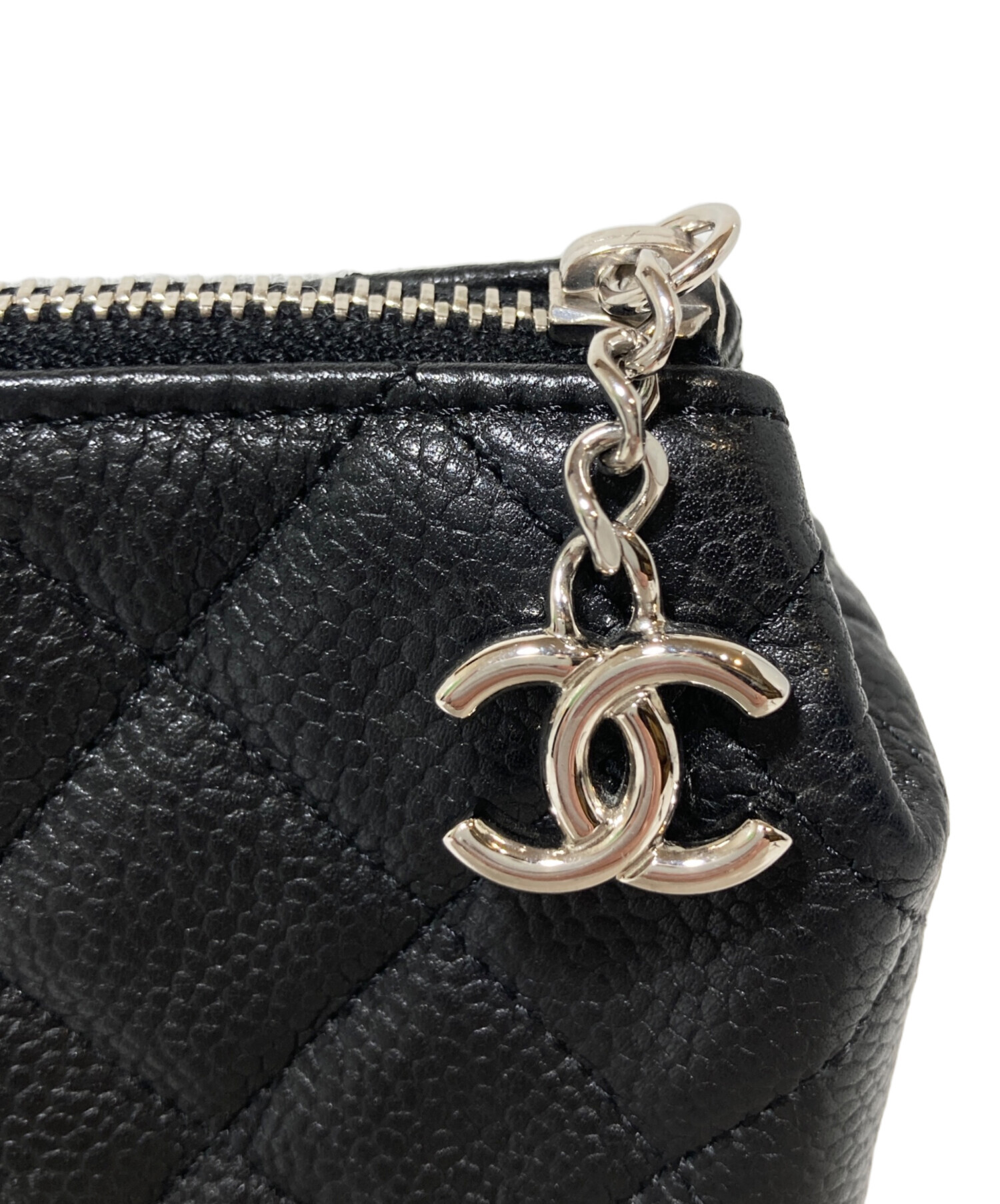 CHANEL キャビアスキンポーチ ブラック 中古・古着通販】CHANEL (シャネル) キャビアスキンマトラッセポーチ