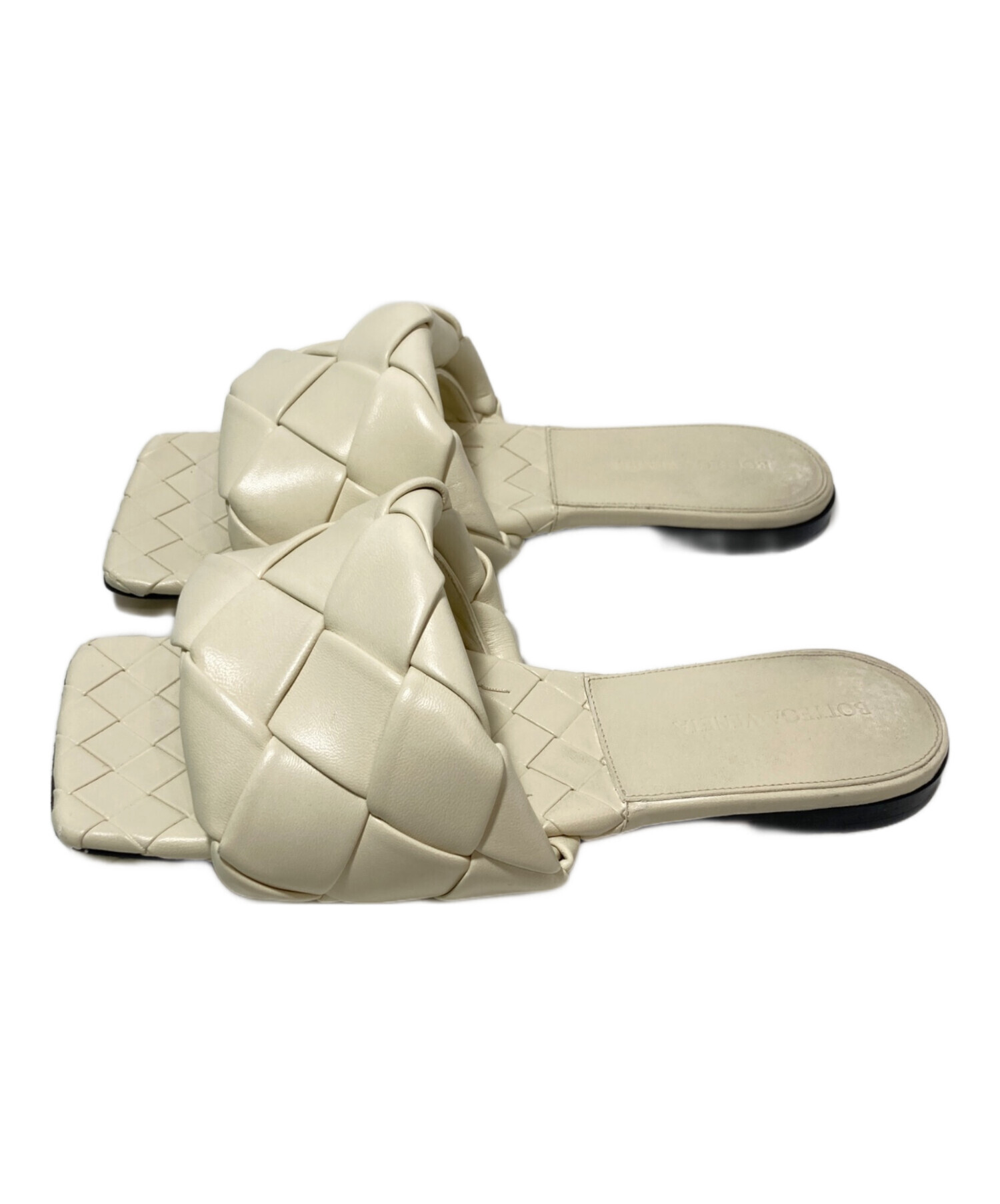 中古・古着通販】BOTTEGA VENETA (ボッテガベネタ) フラットサンダル 