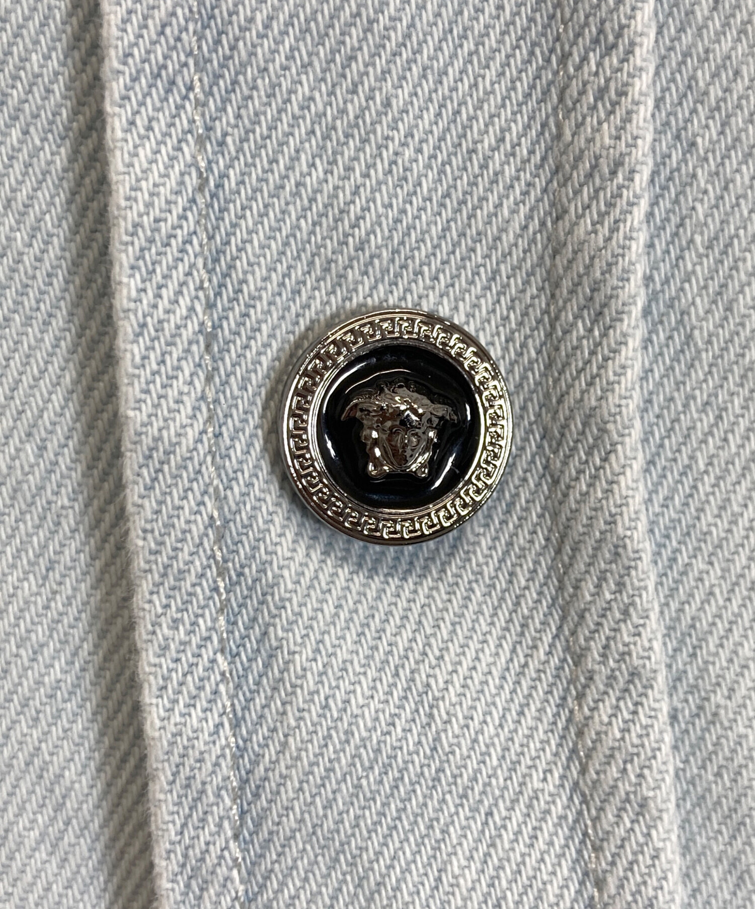 中古・古着通販】VERSACE (ヴェルサーチェ) メデューサボタンデニム