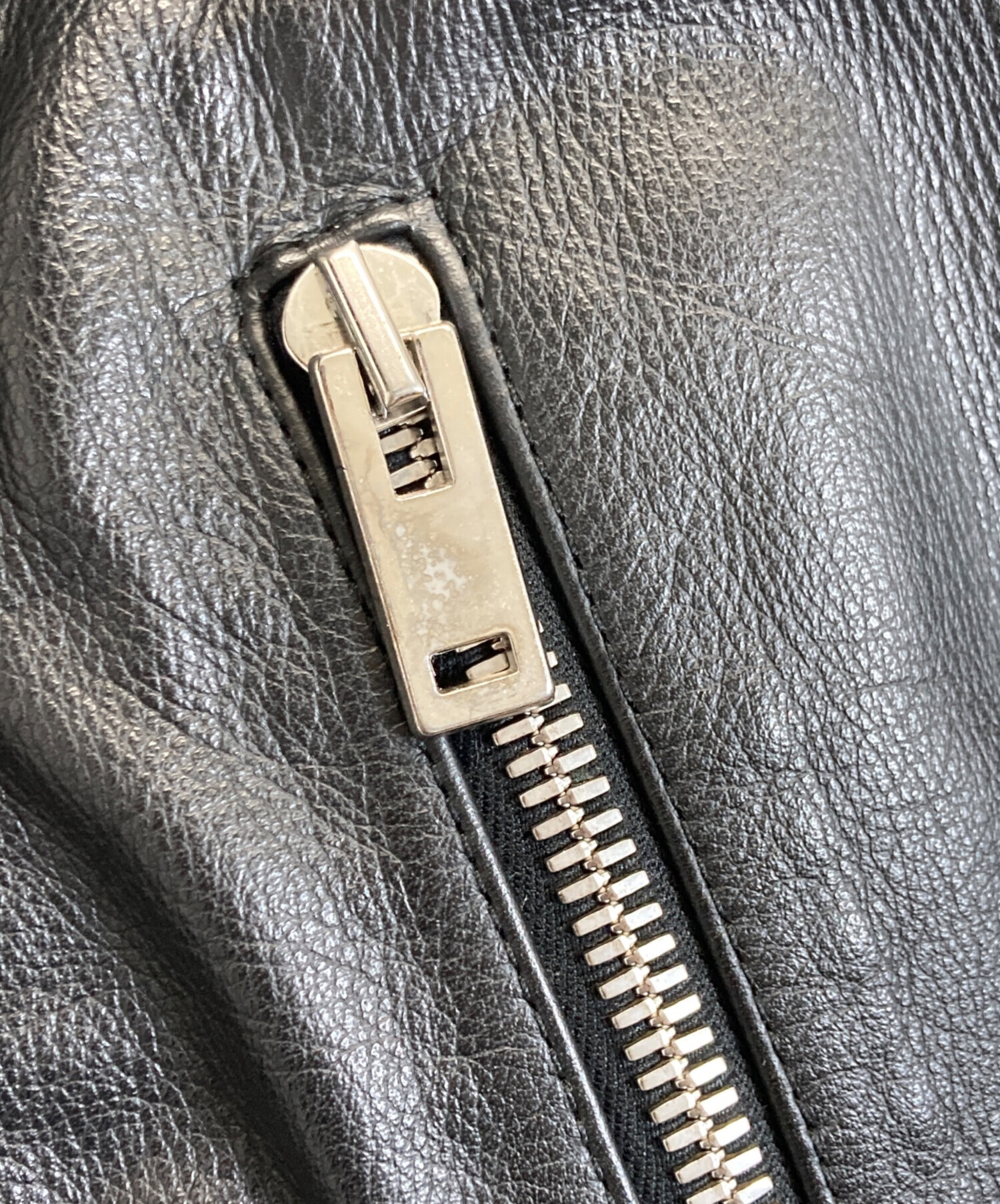 メゾンマルジェラ のライダースジャケット46 中古・古着通販】Maison Margiela (メゾンマルジェラ) ハの字レザー