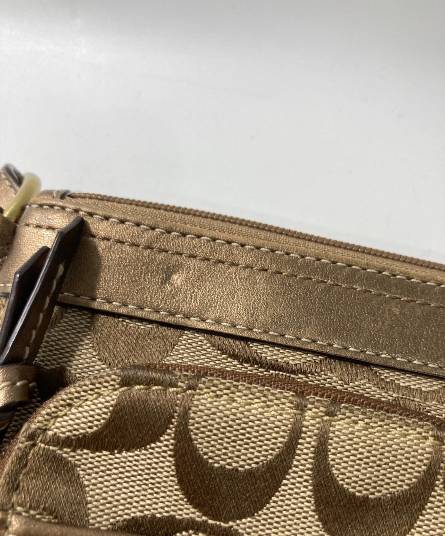中古・古着通販】COACH (コーチ) ショルダーバッグ ベージュ｜ブランド