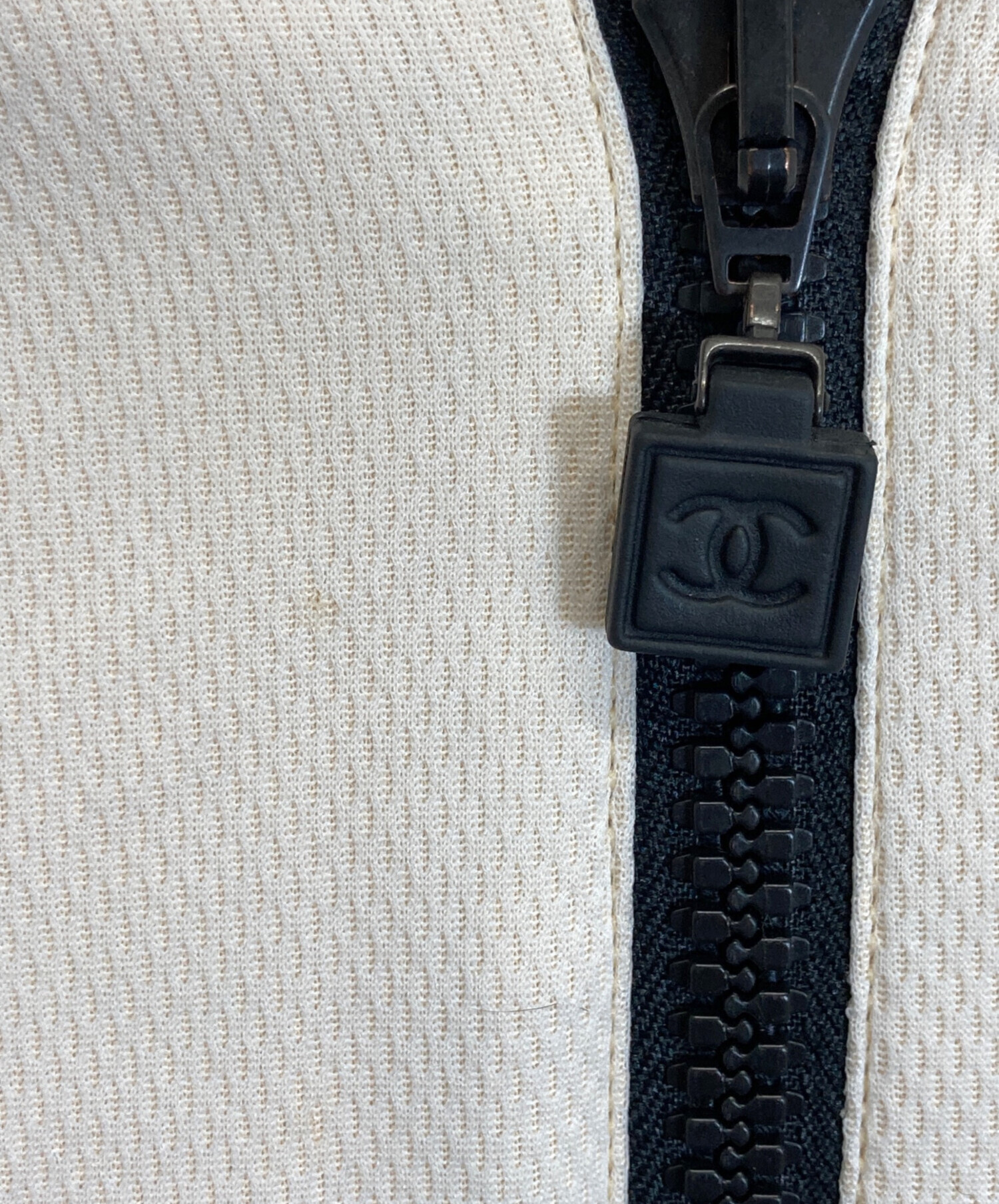 中古・古着通販】CHANEL (シャネル) トラックジャケット アイボリー