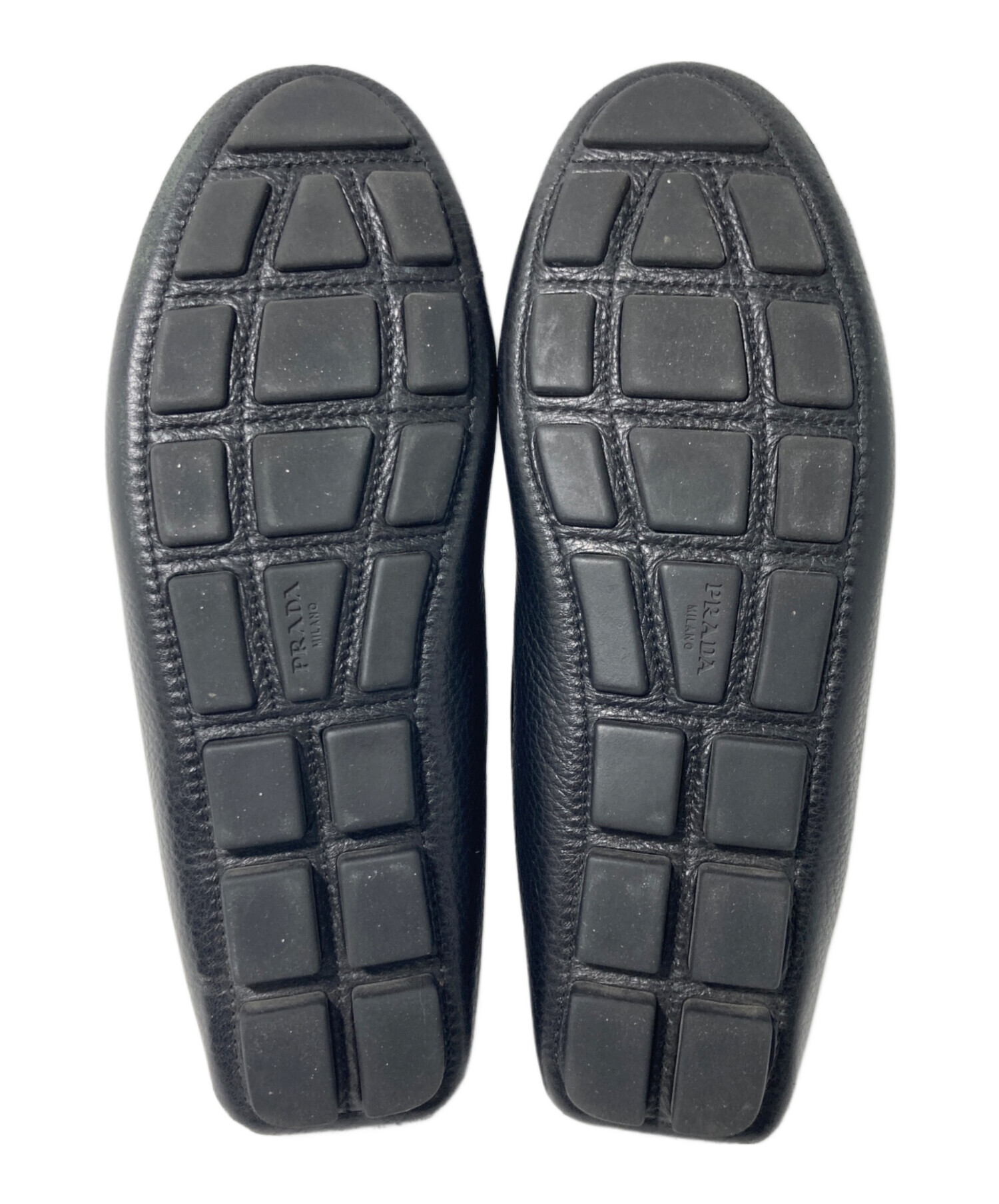 PRADA ブラック ローファー 36 中古・古着通販】PRADA (プラダ) ローファー ブラック サイズ:36