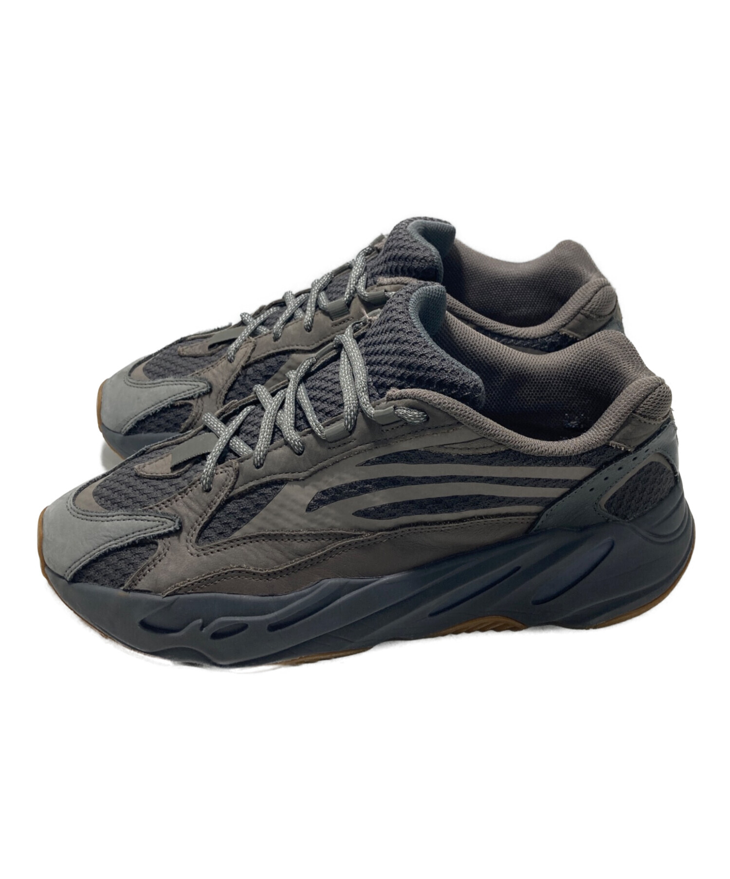中古・古着通販】adidas (アディダス) YEEZY BOOST 700 V2 グレー 