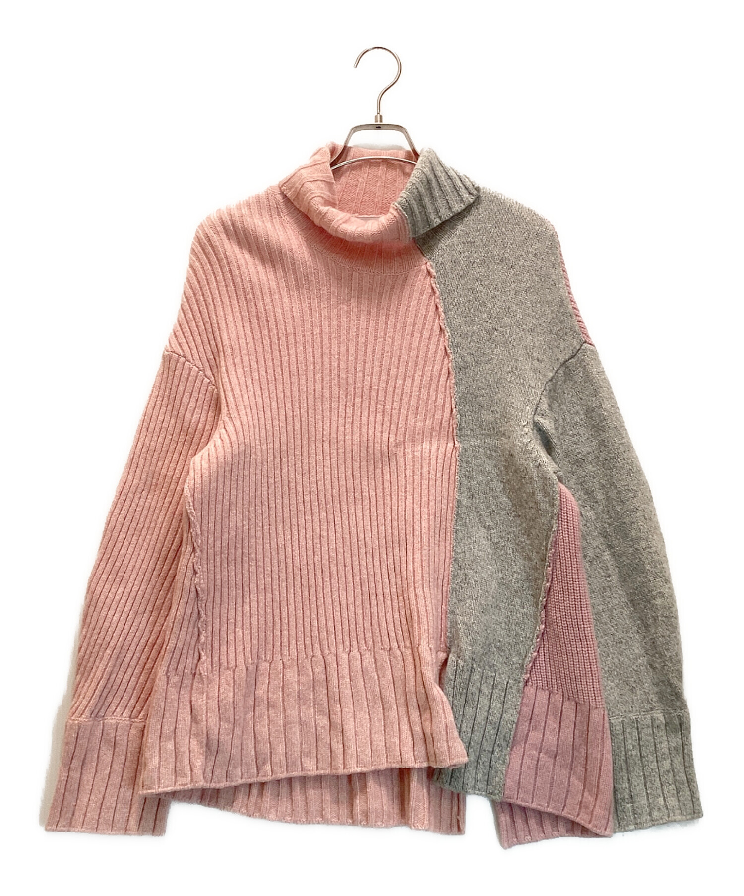 中古・古着通販】Ujoh (ウジョー) 切替デザインハイネックニット 中古・古着通販】Ujoh (ウジョー) 切替デザインハイネックニット