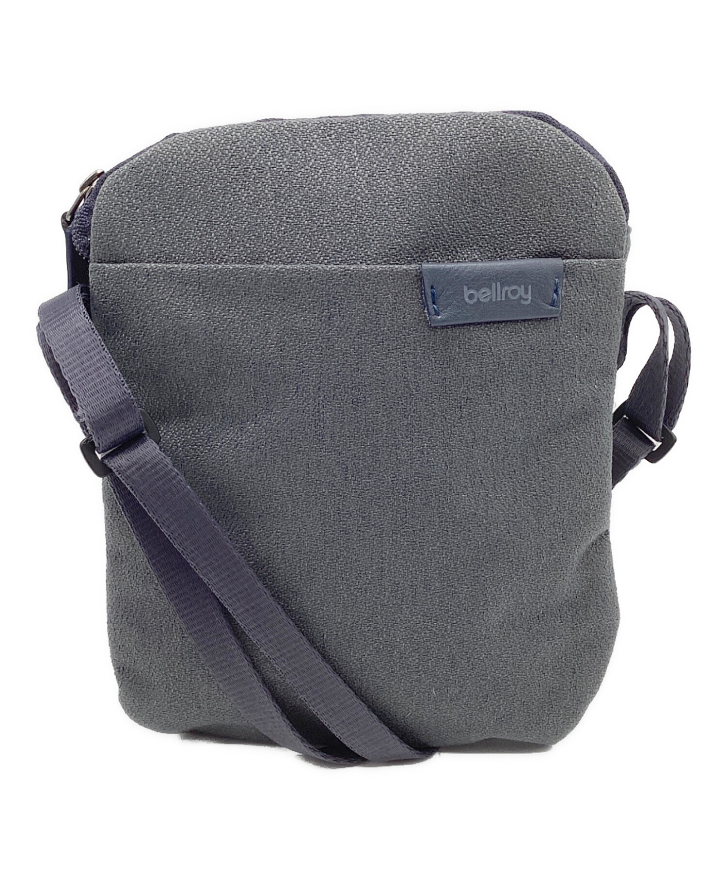 BOYY ボーイ ショルダーバッグ  グレー 【古着】【中古】【送料無料】 BOYY(ボーイ) ショルダーバッグ ブラック｜【公式】カインドオル