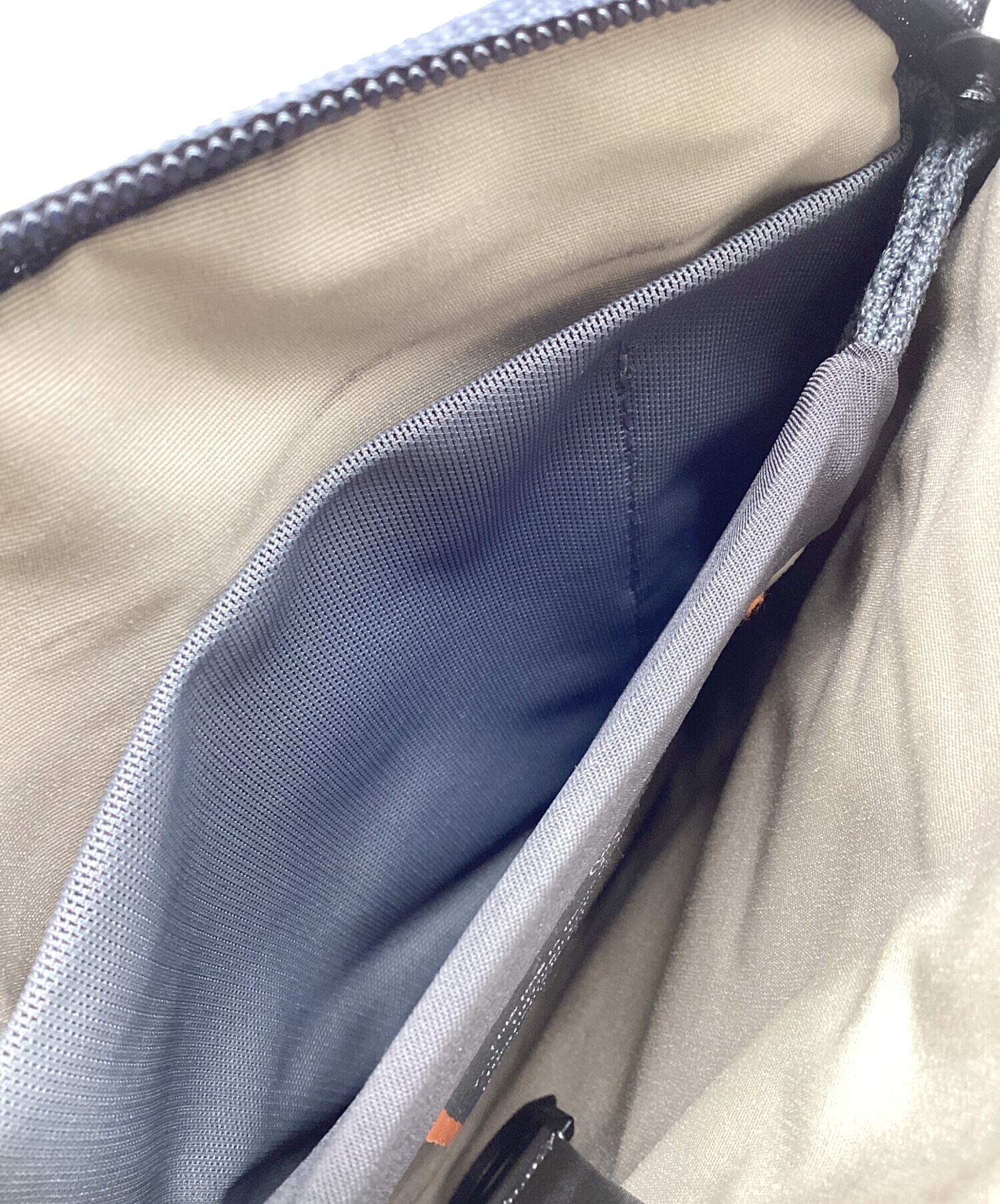 中古・古着通販】Bellroy (ベルロイ) City Pouch ショルダーバッグ 