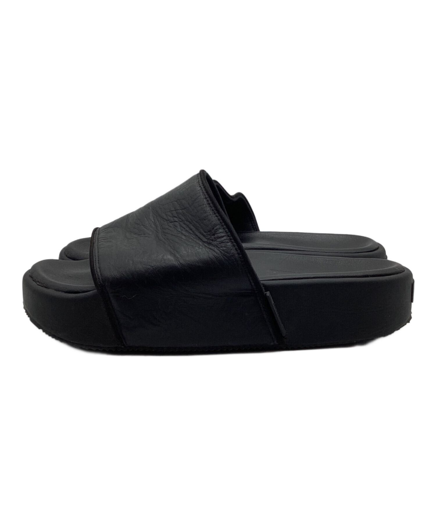 中古・古着通販】Y-3 (ワイスリー) Y-3 SLIDE ブラック サイズ:28.5