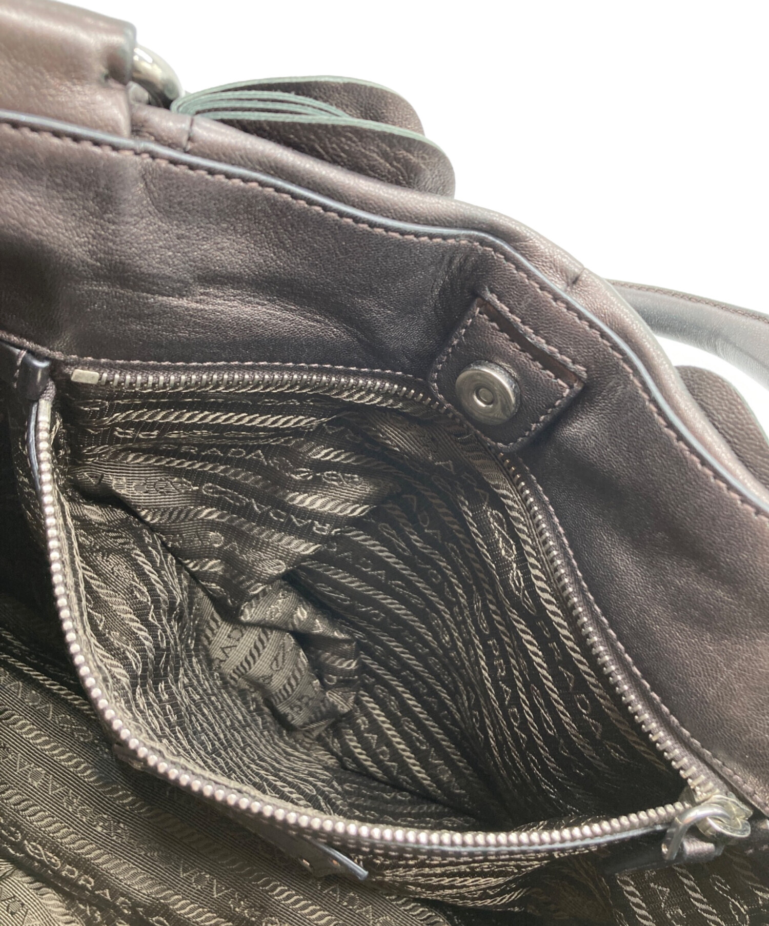中古・古着通販】PRADA (プラダ) フリルレザーハンドバッグ ブラウン 