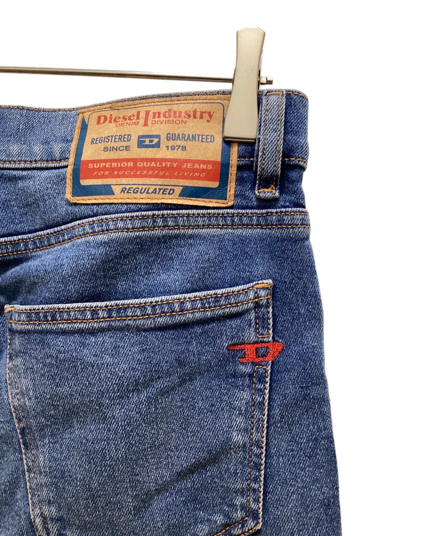 中古・古着通販】DIESEL (ディーゼル) スリムジーンズ ブルー サイズ