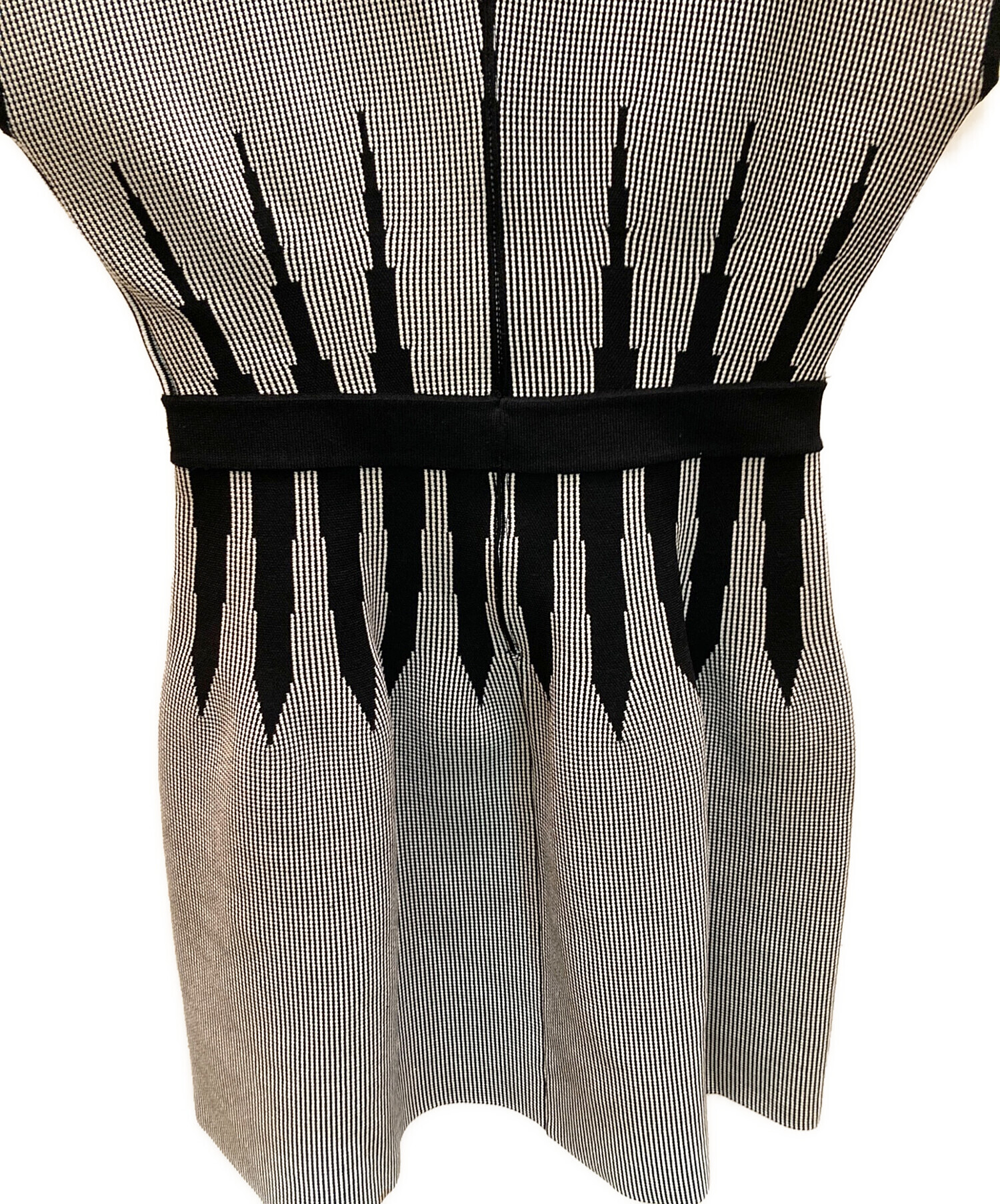 中古・古着通販】ELISABETTA FRANCHI (エリザベッタフランキ