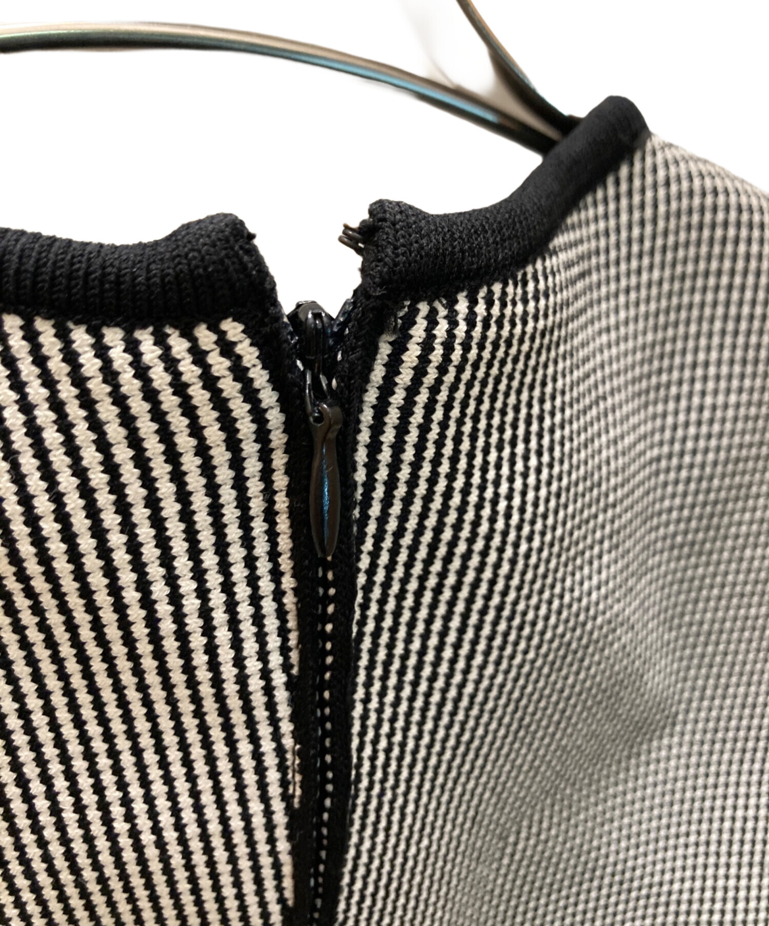 ELISABETTA FRANCHI ノースリーブミニワンピース 中古・古着通販】ELISABETTA FRANCHI (エリザベッタフランキ